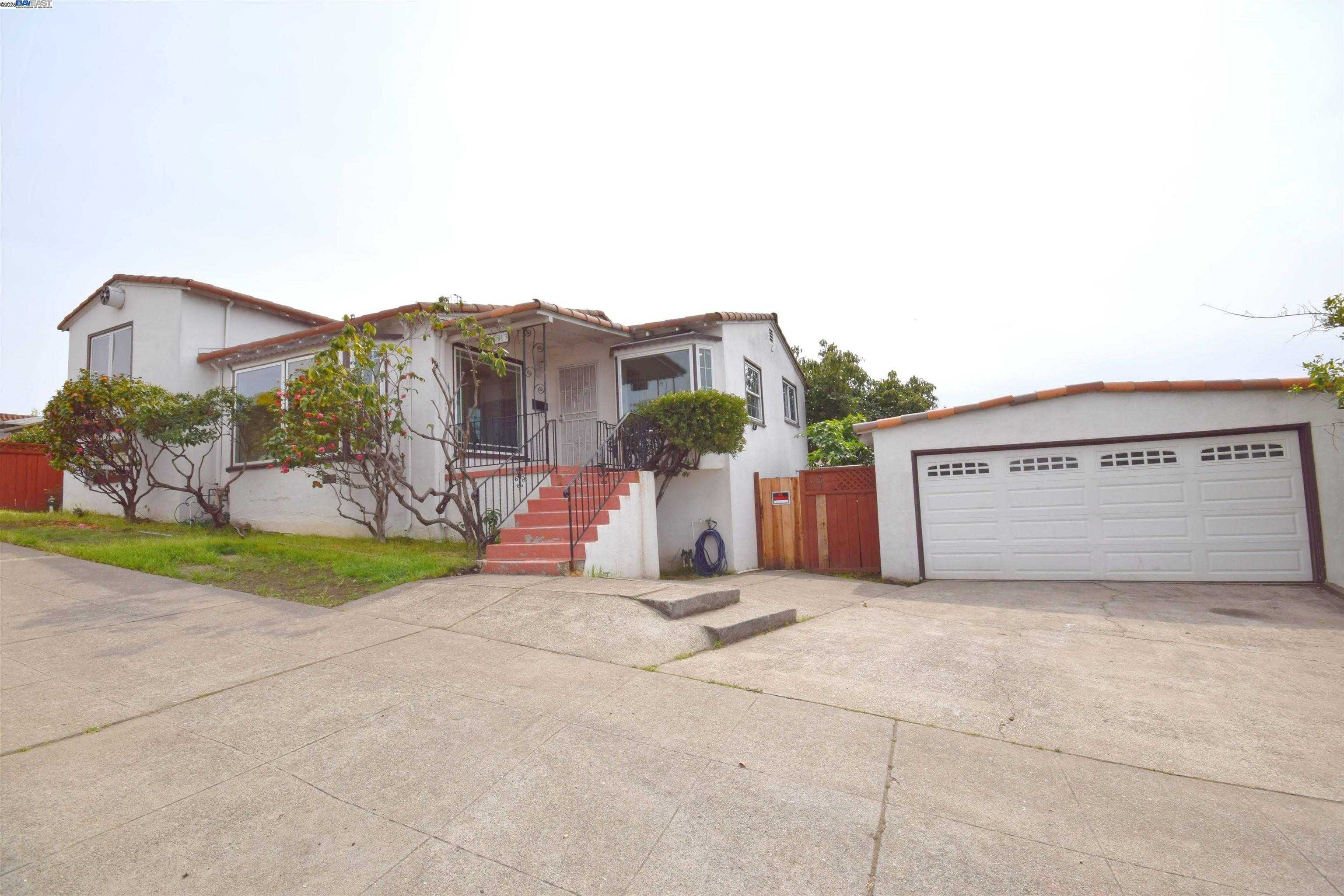 Neighborhood Neighborhood-38