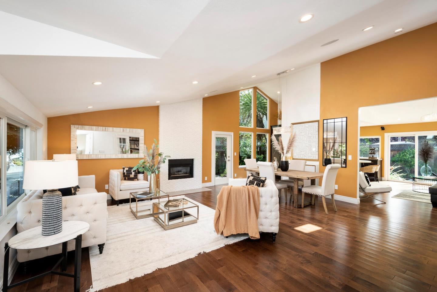 Neighborhood Neighborhood-115