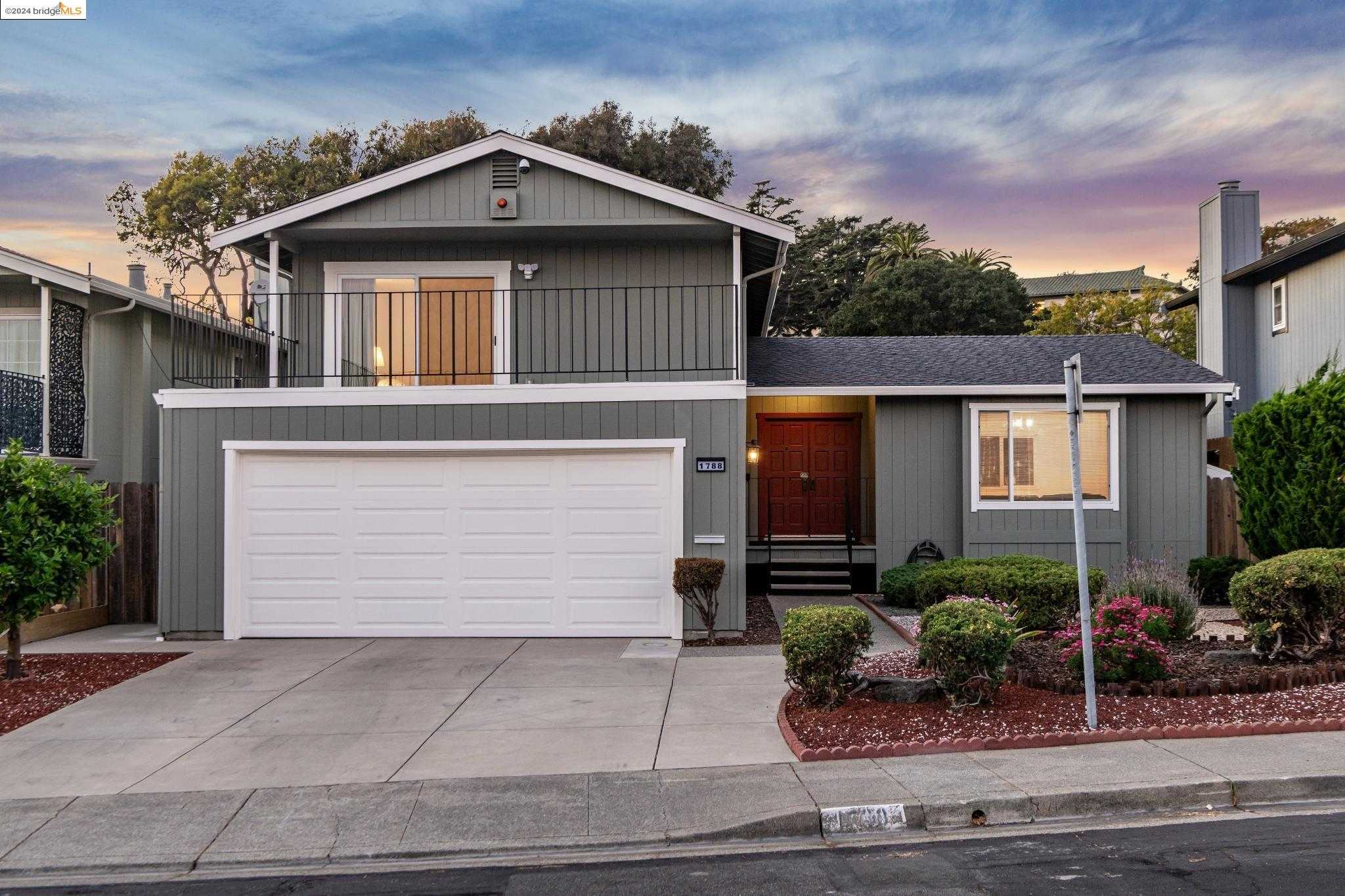 Neighborhood Neighborhood-10