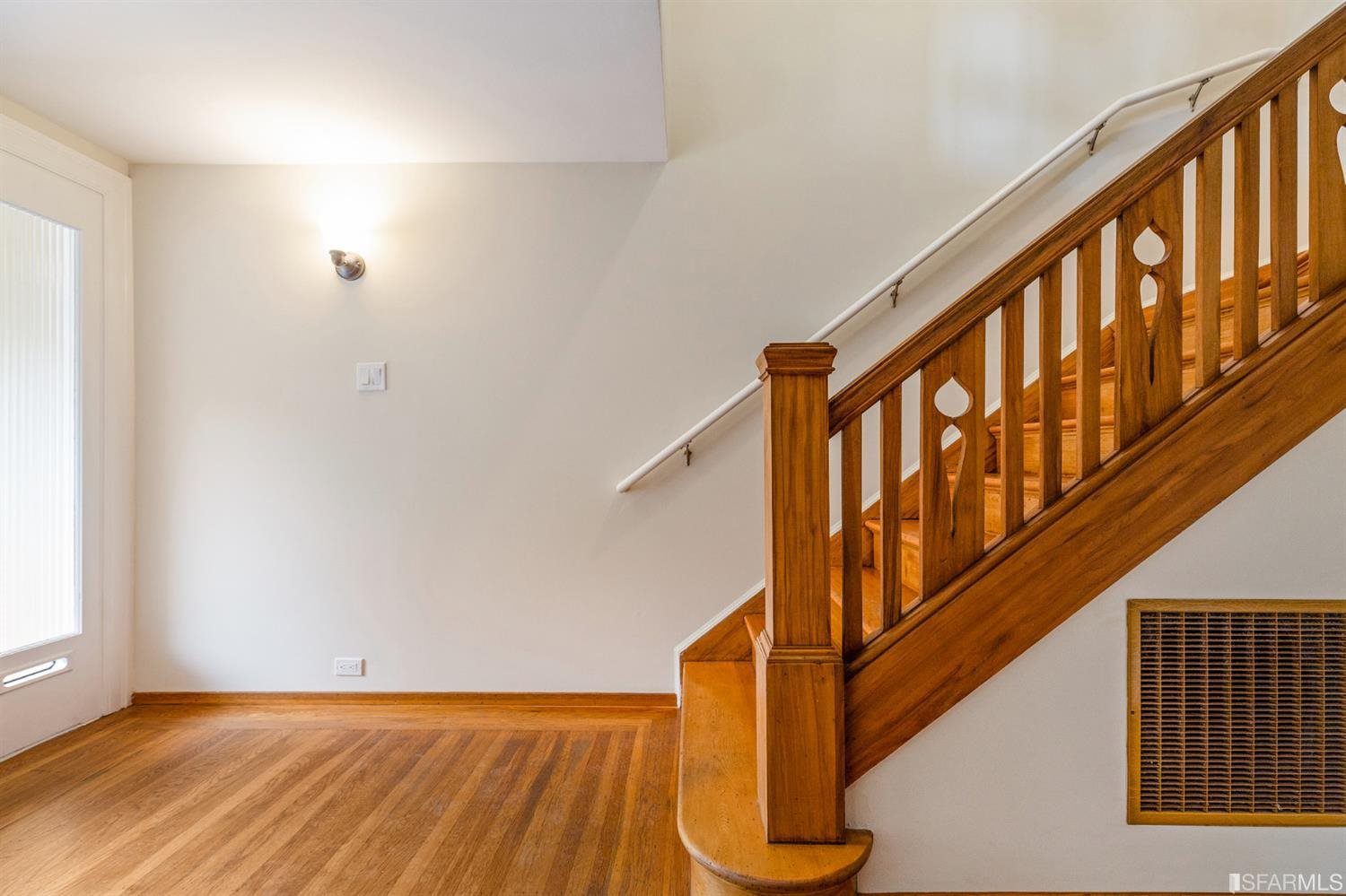 Neighborhood Neighborhood-7