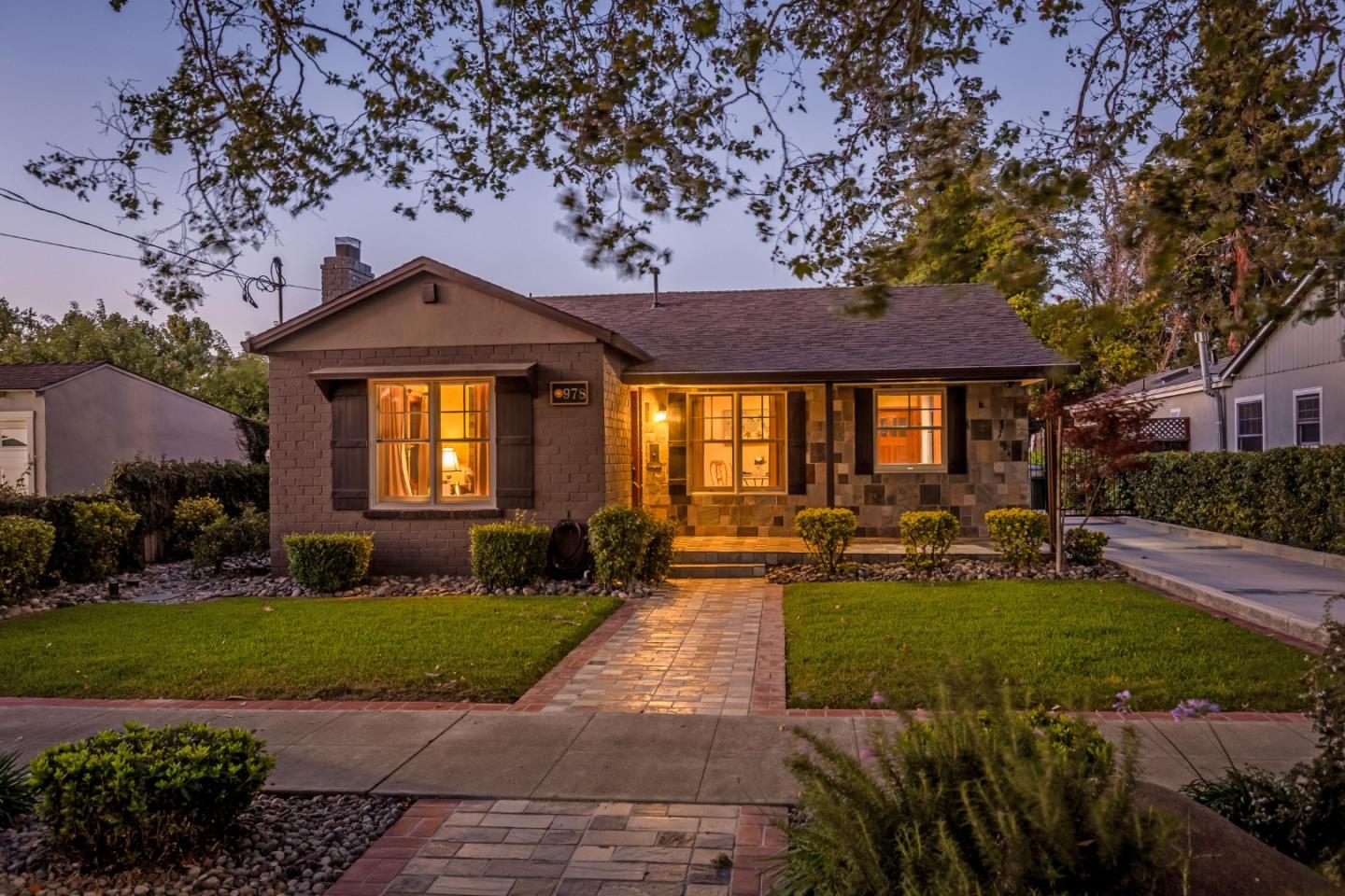 Neighborhood Neighborhood-71