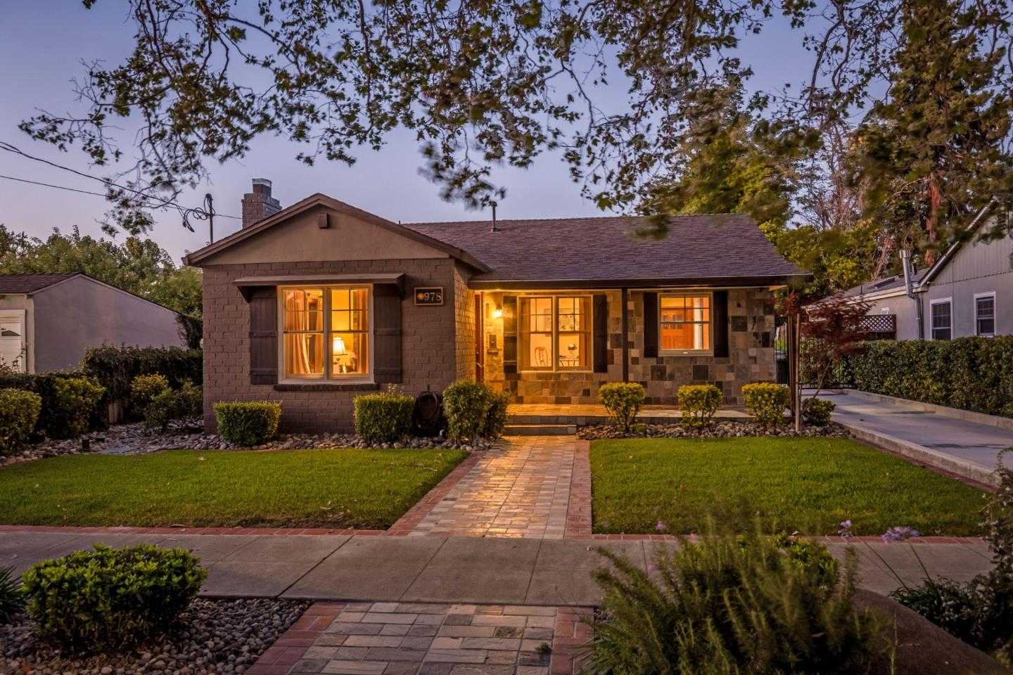 Neighborhood Neighborhood-12