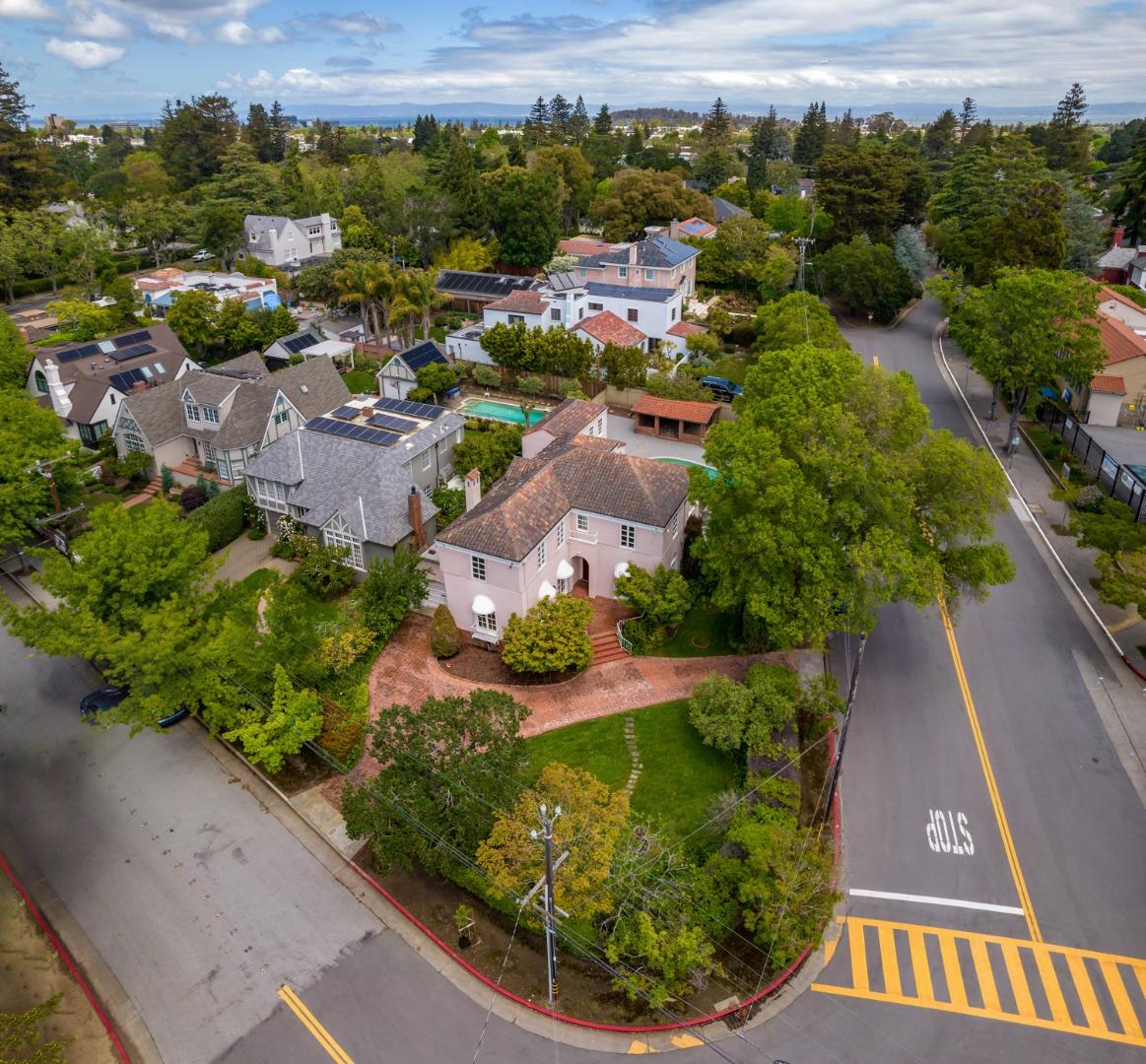 Neighborhood Neighborhood-2