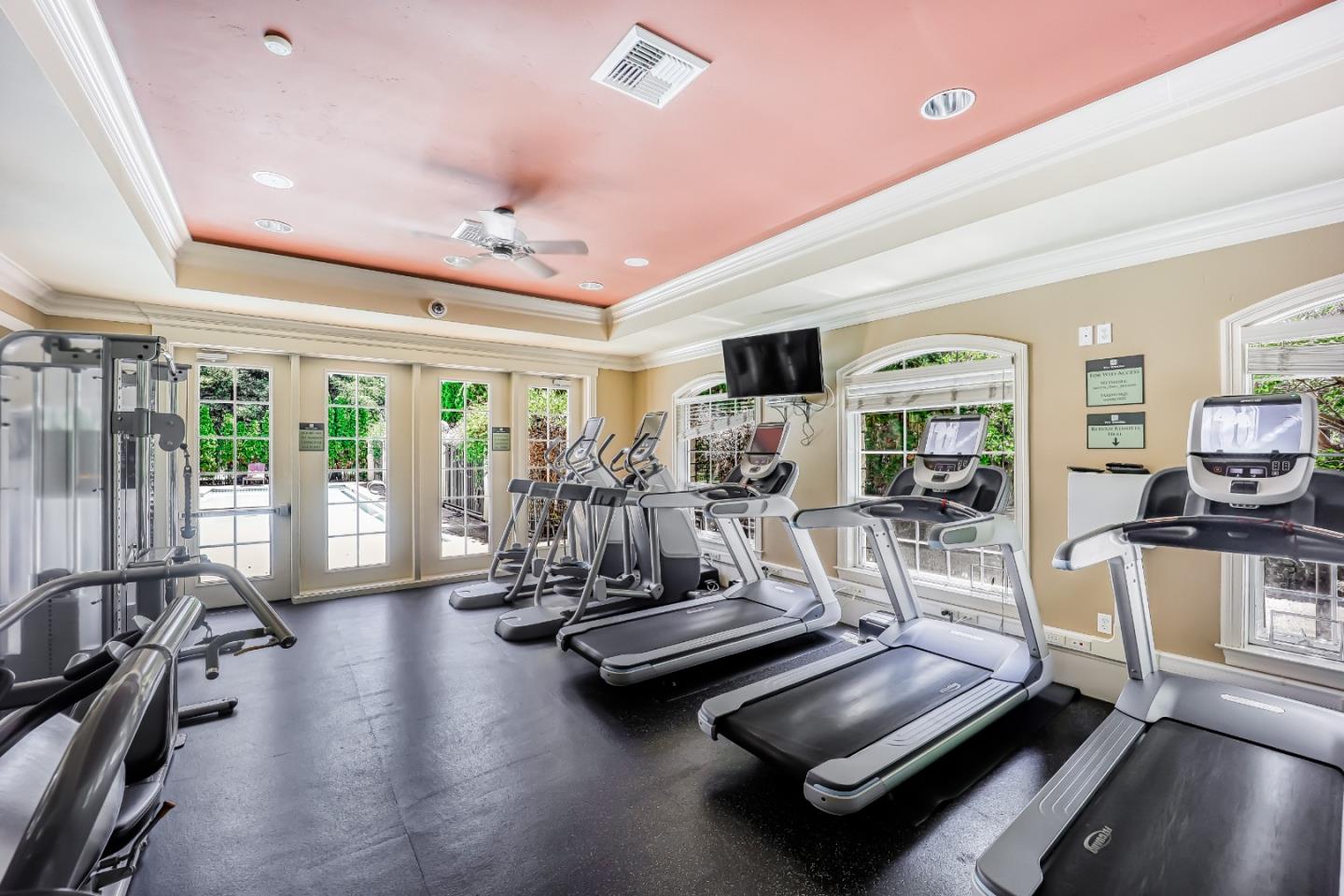 Neighborhood Neighborhood-95