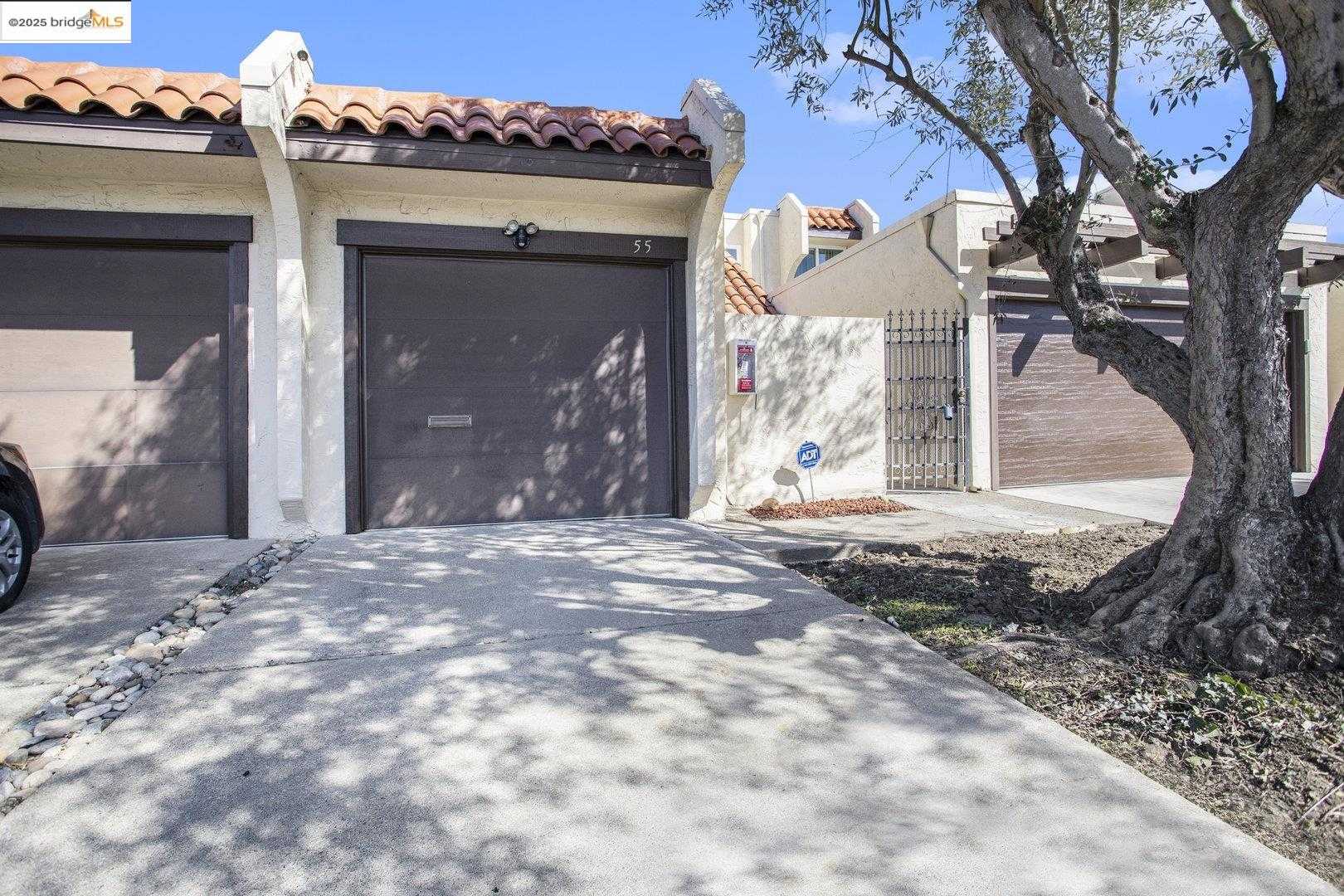 Neighborhood Neighborhood-9