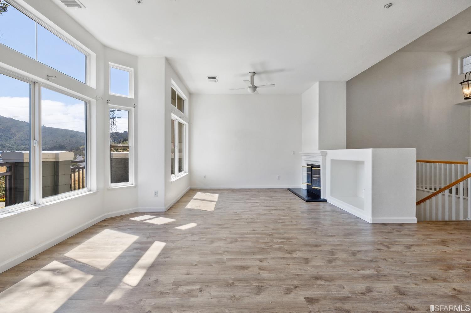 Neighborhood Neighborhood-4