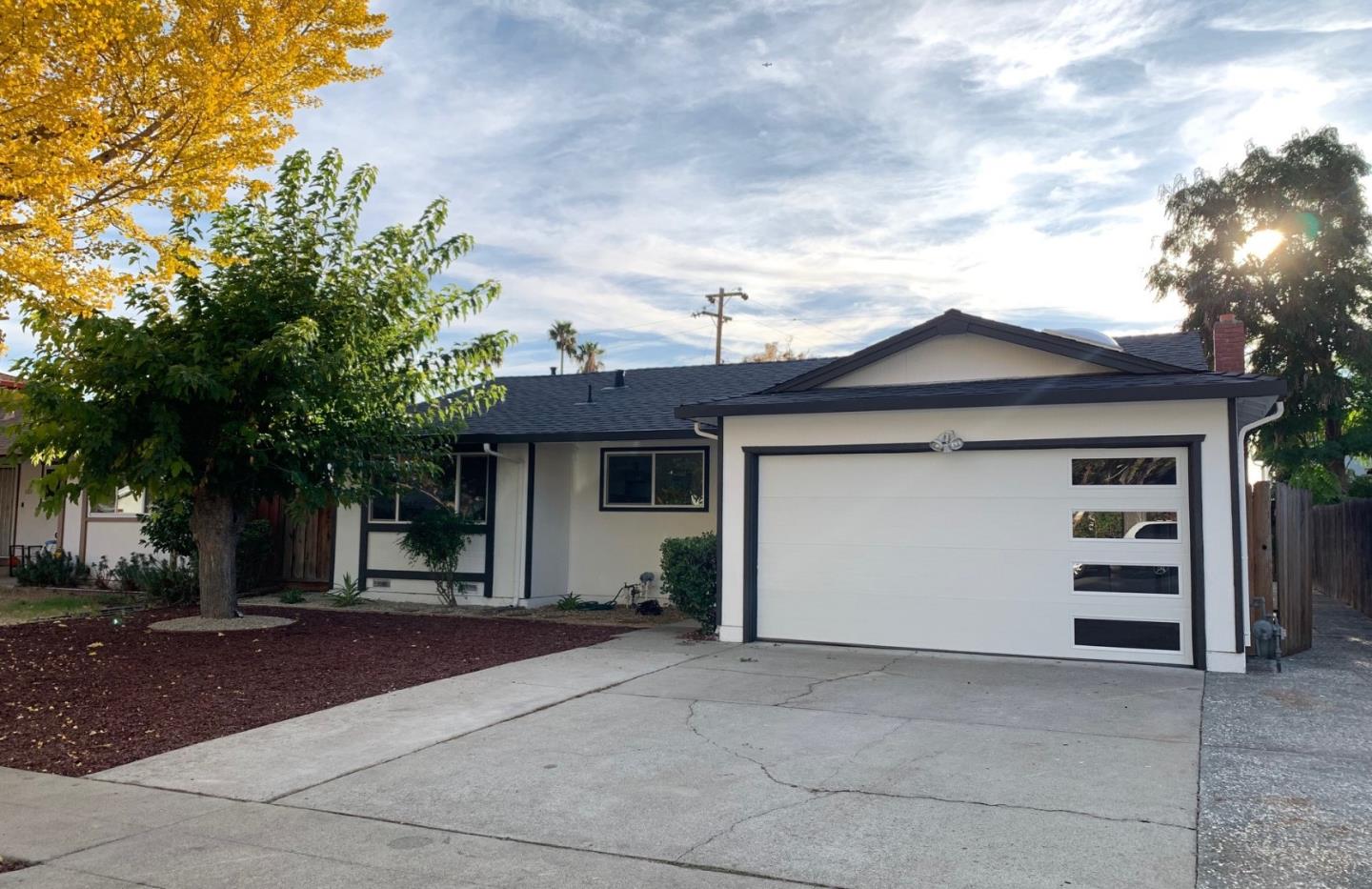 Neighborhood Neighborhood-16