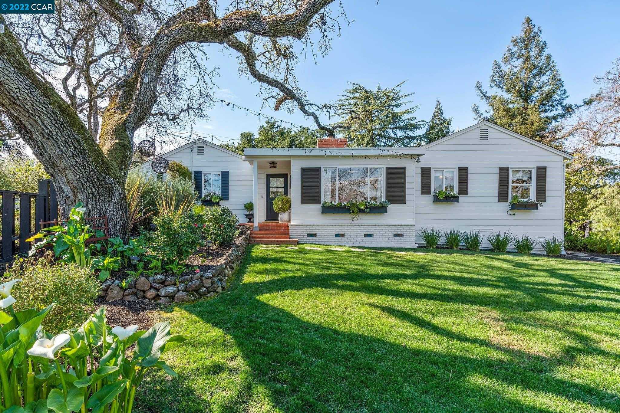 Neighborhood Neighborhood-105