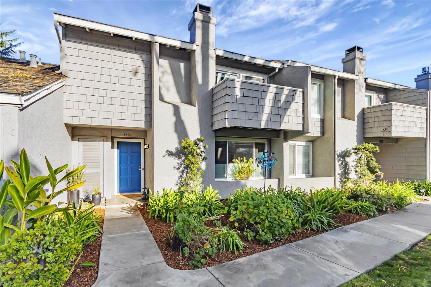 Neighborhood Neighborhood-59