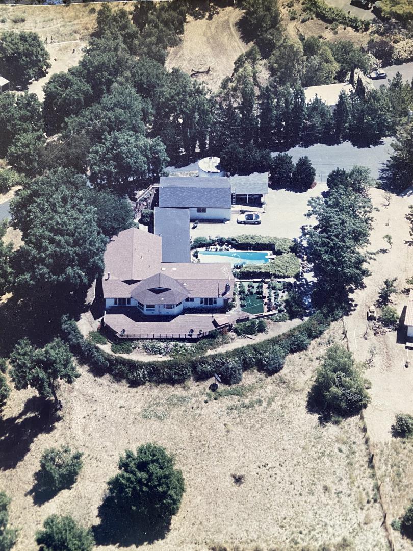 Neighborhood Neighborhood-19