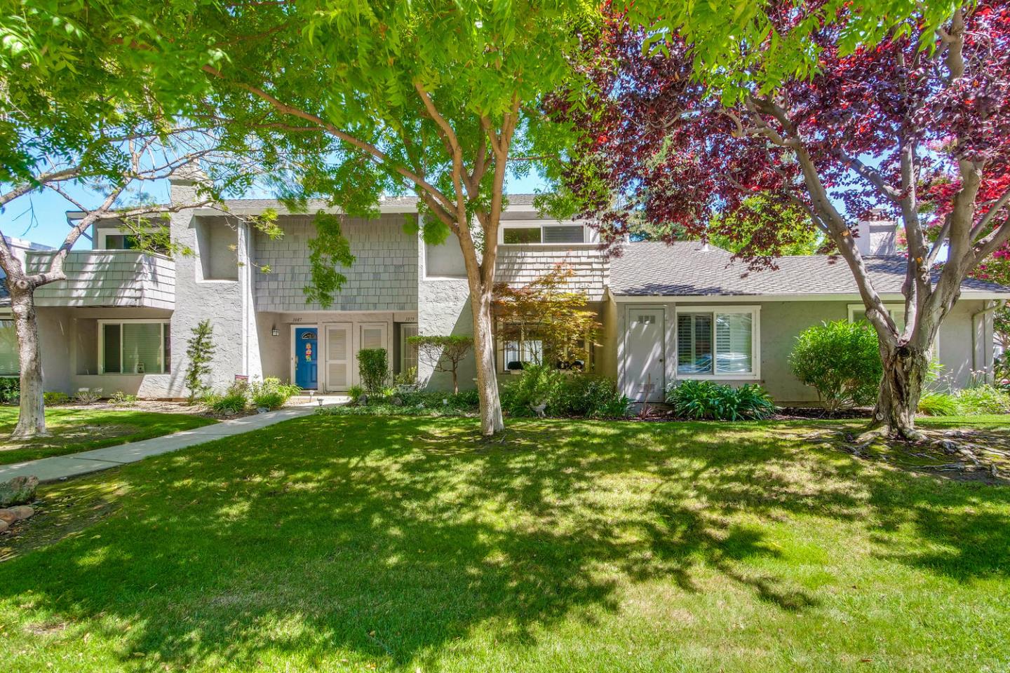 Neighborhood Neighborhood-38