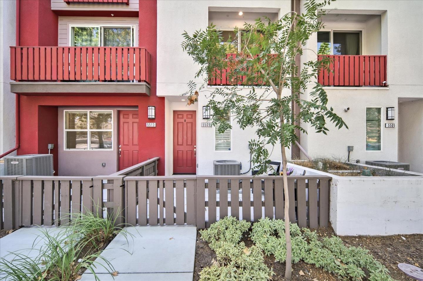 Neighborhood Neighborhood-119