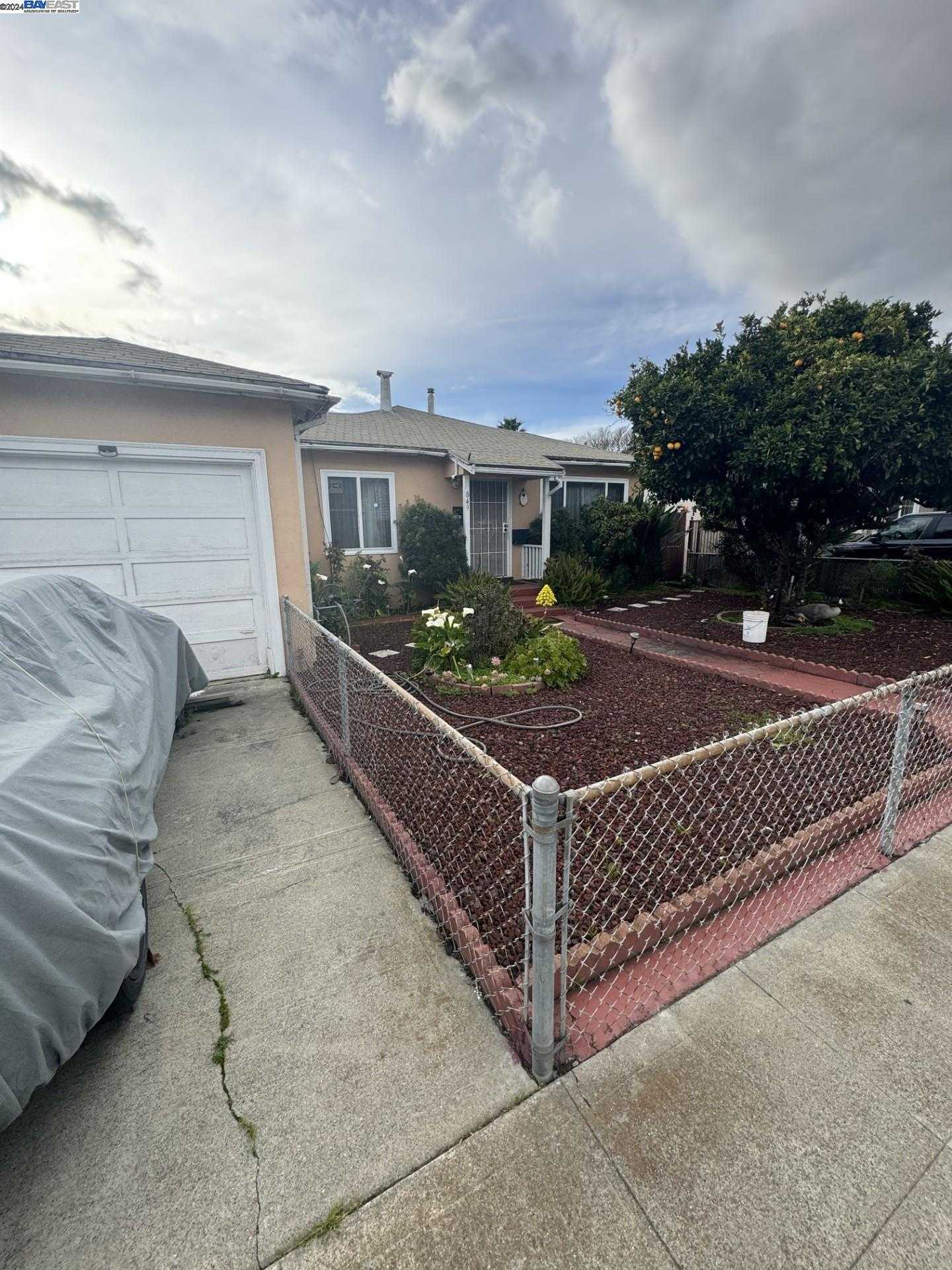 Neighborhood Neighborhood-33