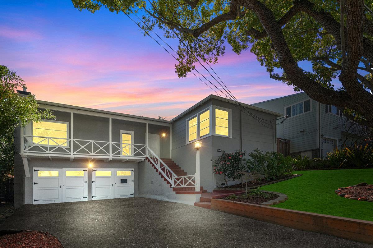 Neighborhood Neighborhood-31