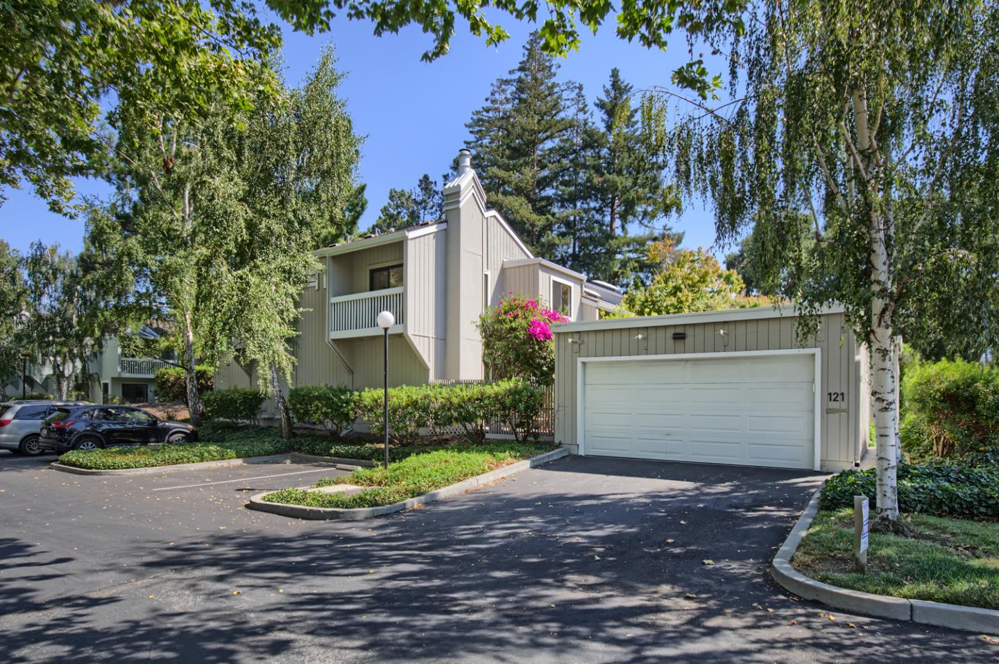 San-Antonio--Rengstorff--del-Medio-Mountain-View