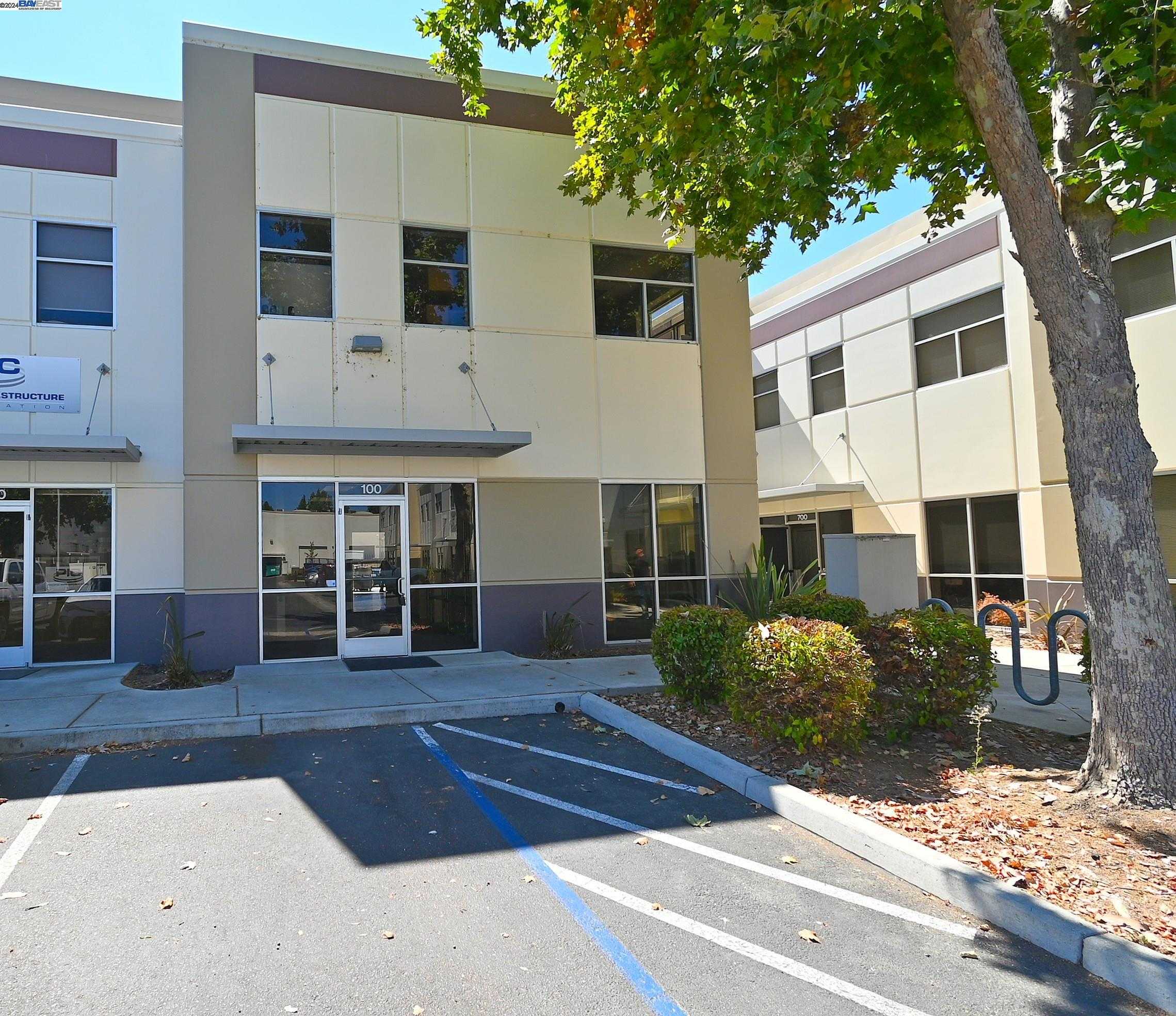 Neighborhood Neighborhood-32