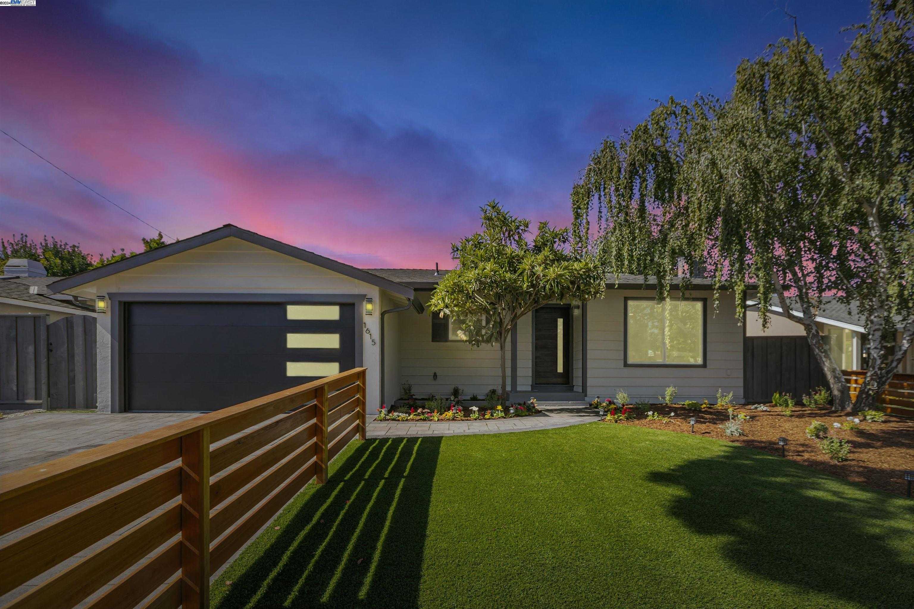 Neighborhood Neighborhood-3