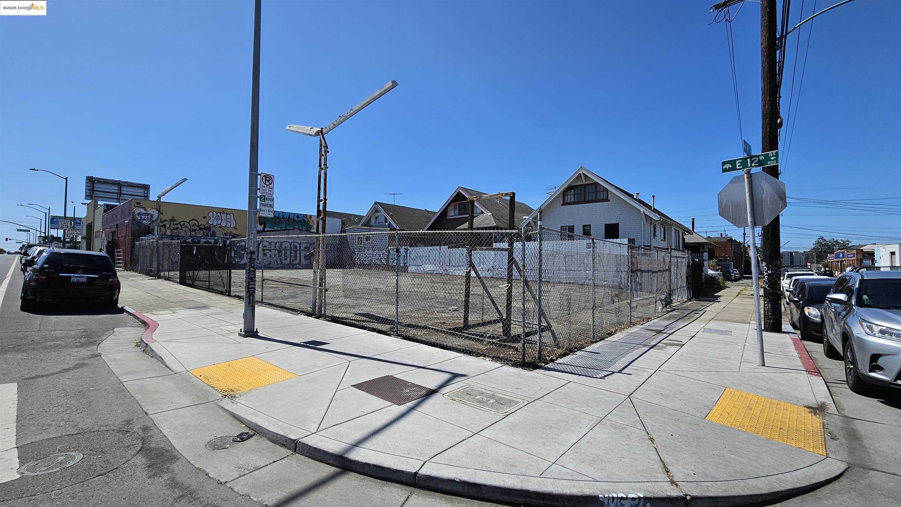 Neighborhood Neighborhood-4