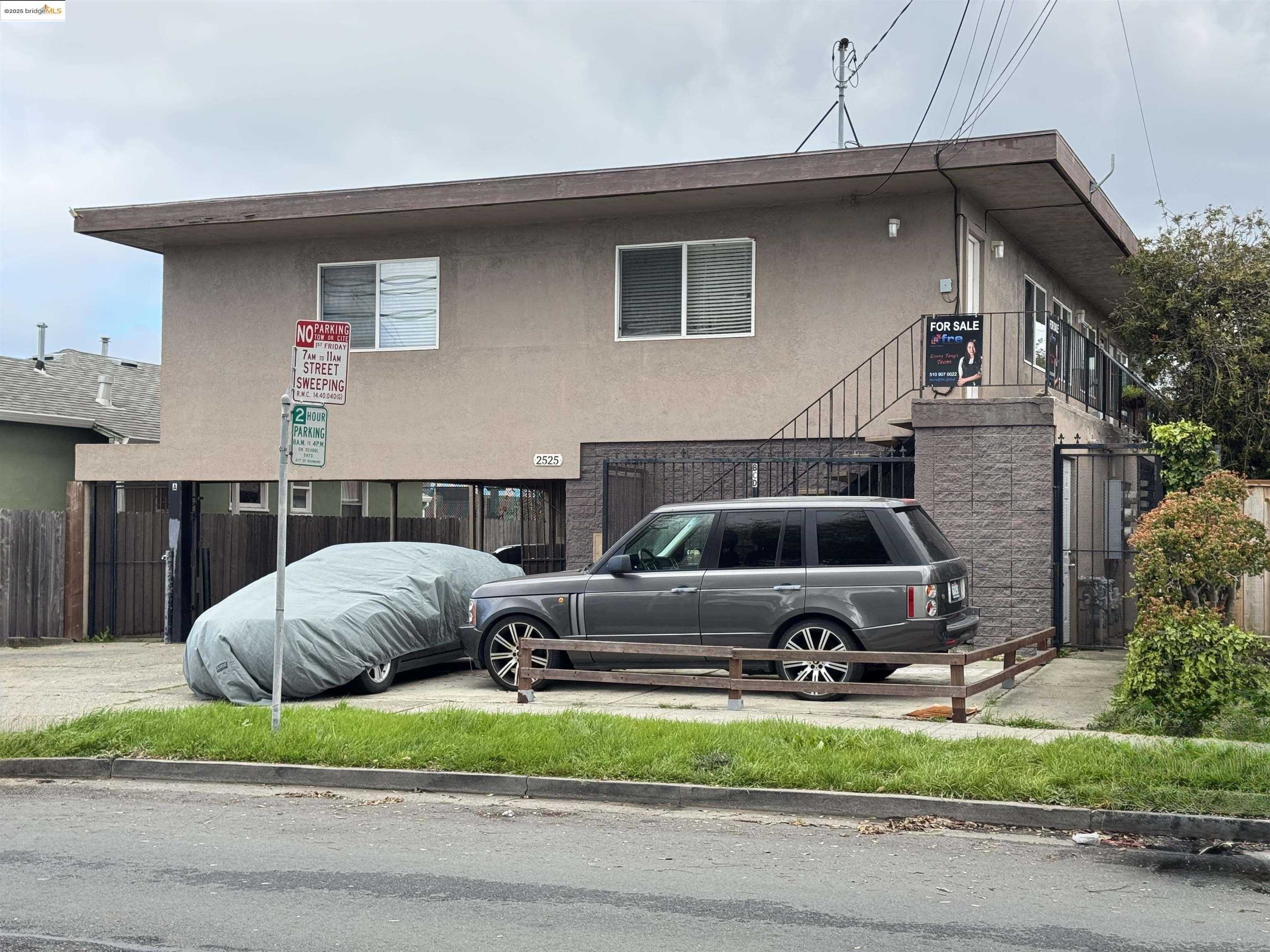 Neighborhood Neighborhood-30