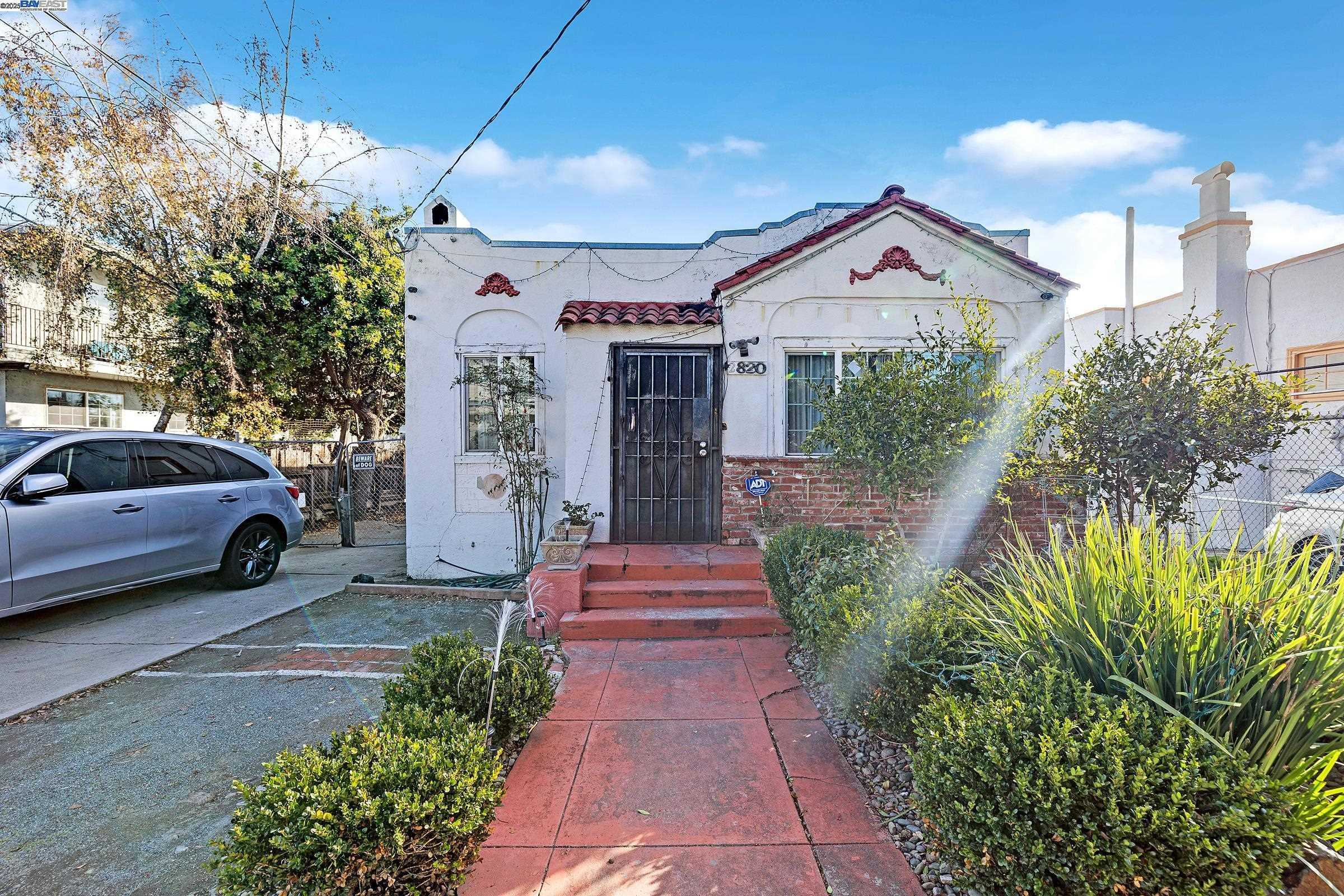 Neighborhood Neighborhood-7