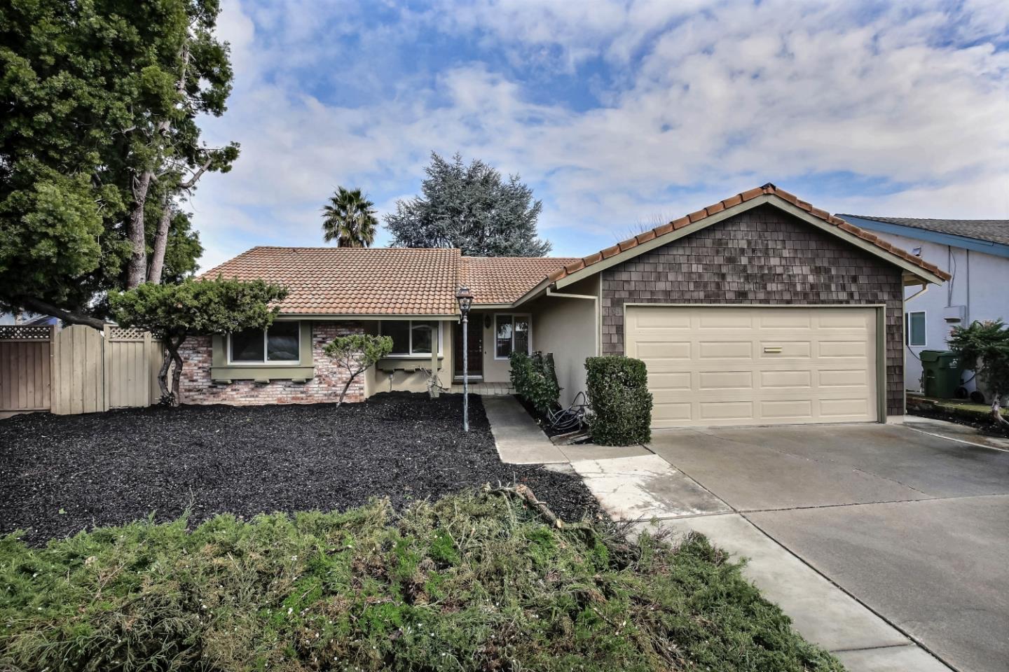 Neighborhood Neighborhood-9