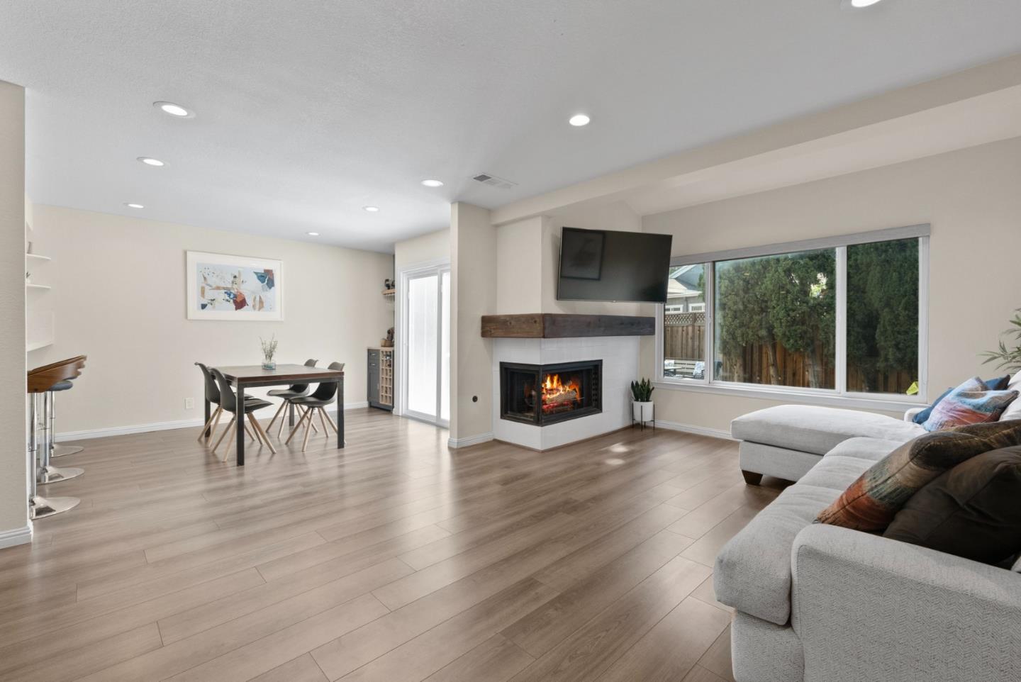 Neighborhood Neighborhood-34