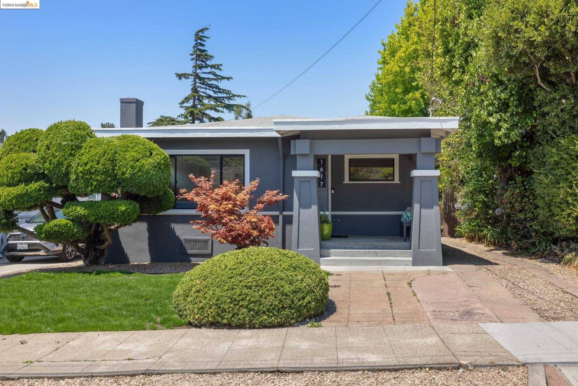 Neighborhood Neighborhood-35