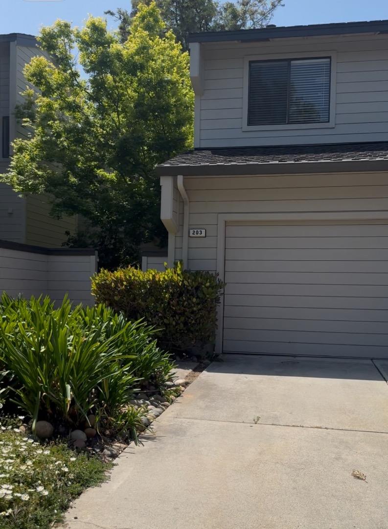 Neighborhood Neighborhood-23