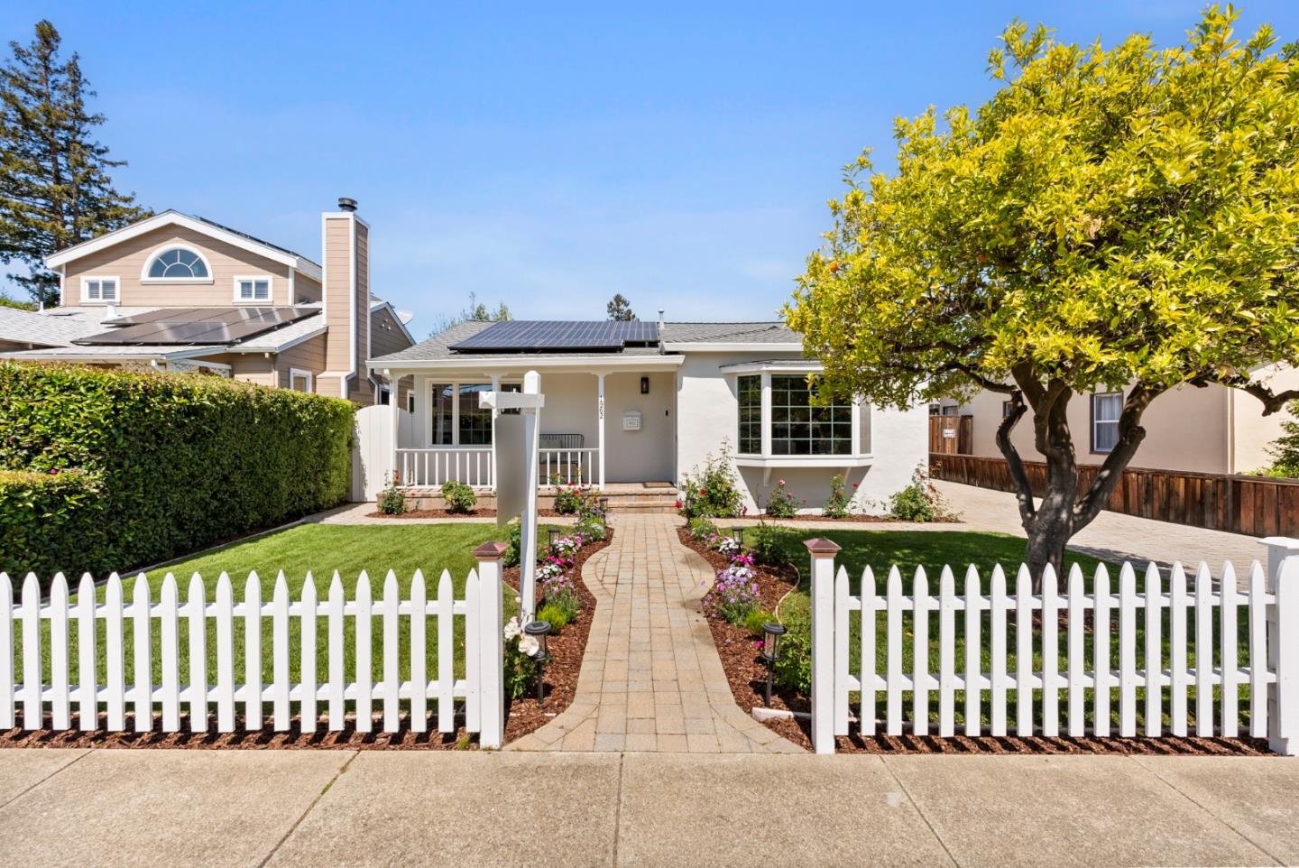 Neighborhood Neighborhood-12