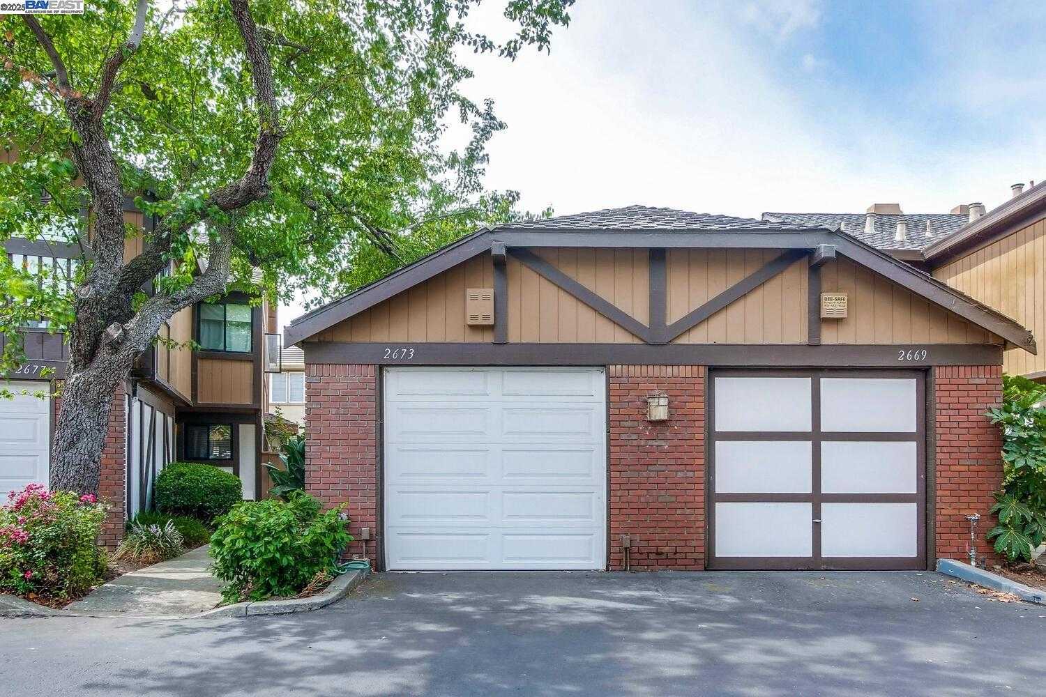 Neighborhood Neighborhood-8