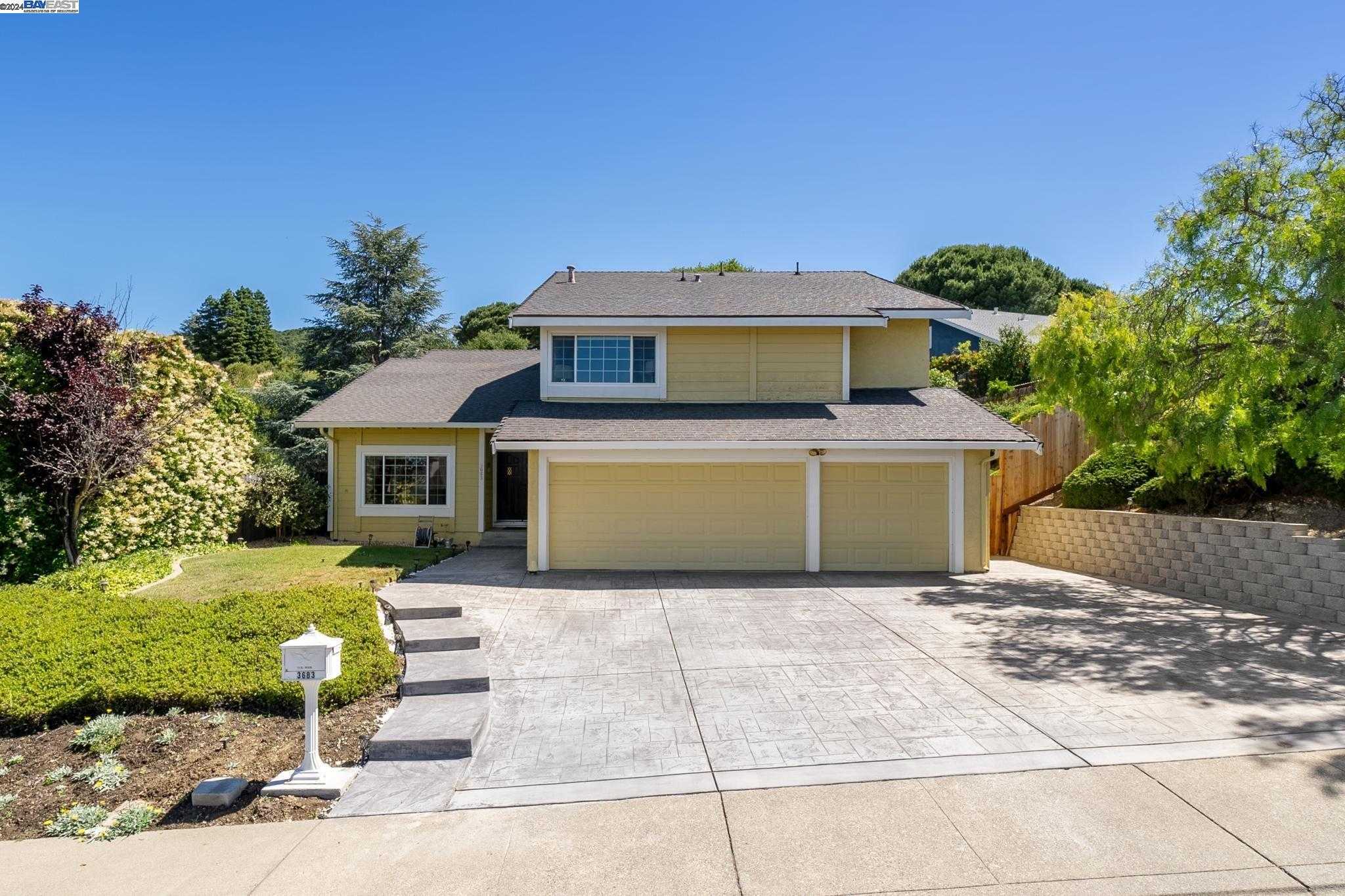 Neighborhood Neighborhood-19