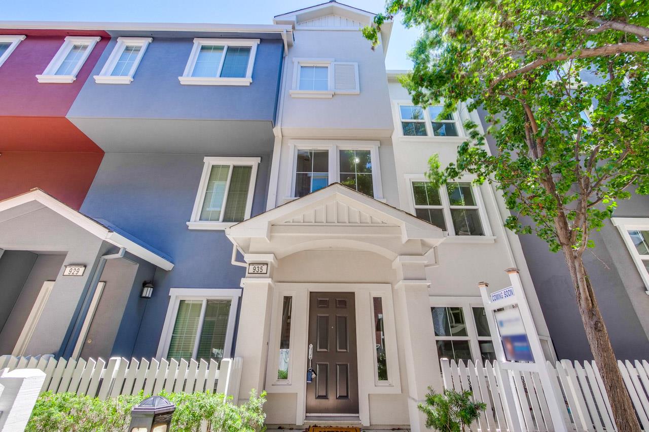 Neighborhood Neighborhood-43