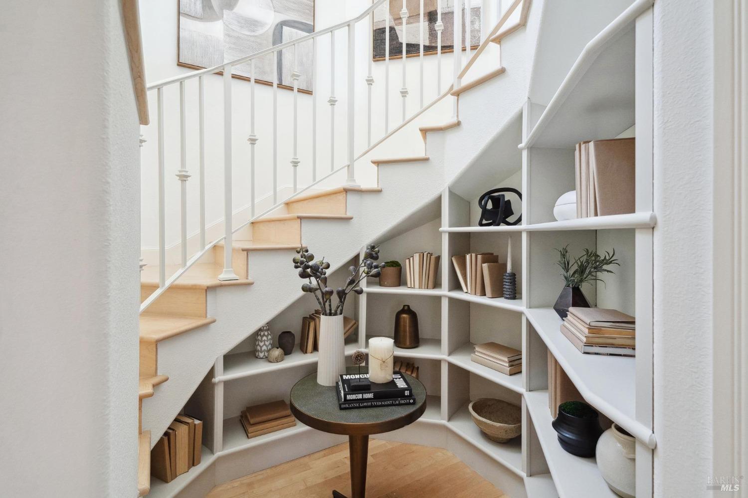 Neighborhood Neighborhood-3