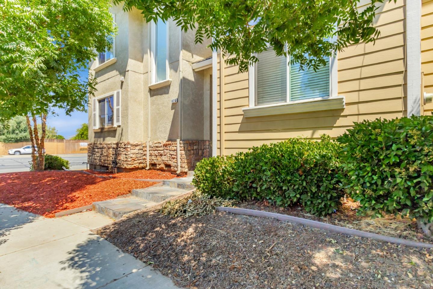 Neighborhood-33