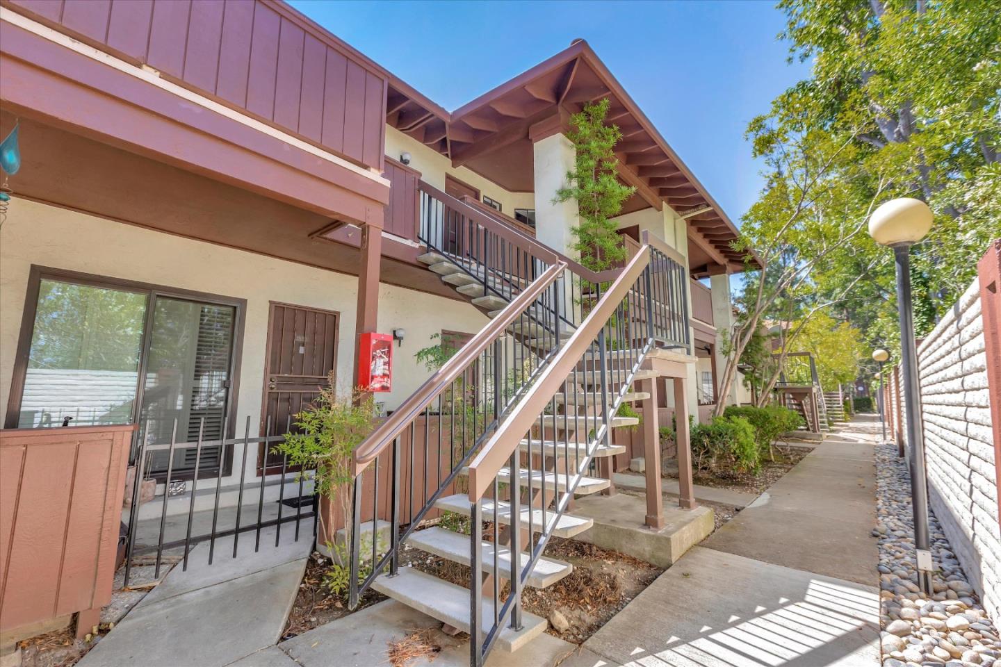 Neighborhood Neighborhood-3