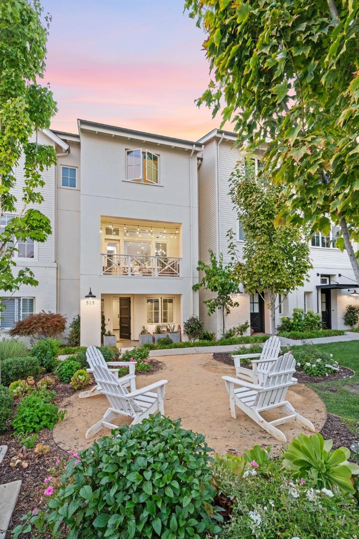 Neighborhood Neighborhood-29