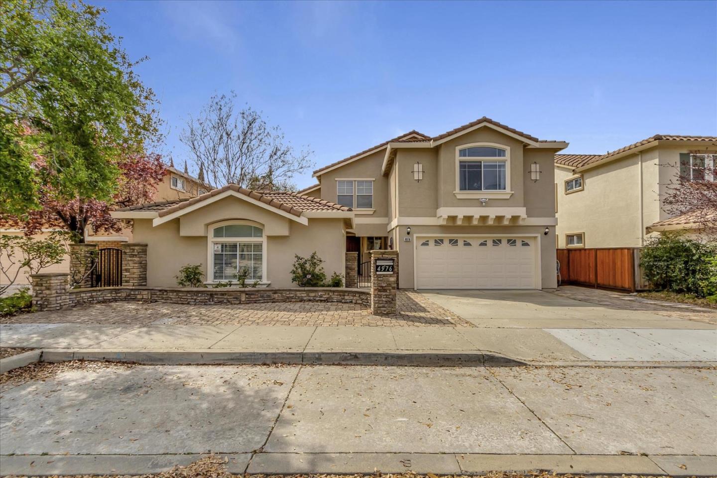 Neighborhood Neighborhood-8