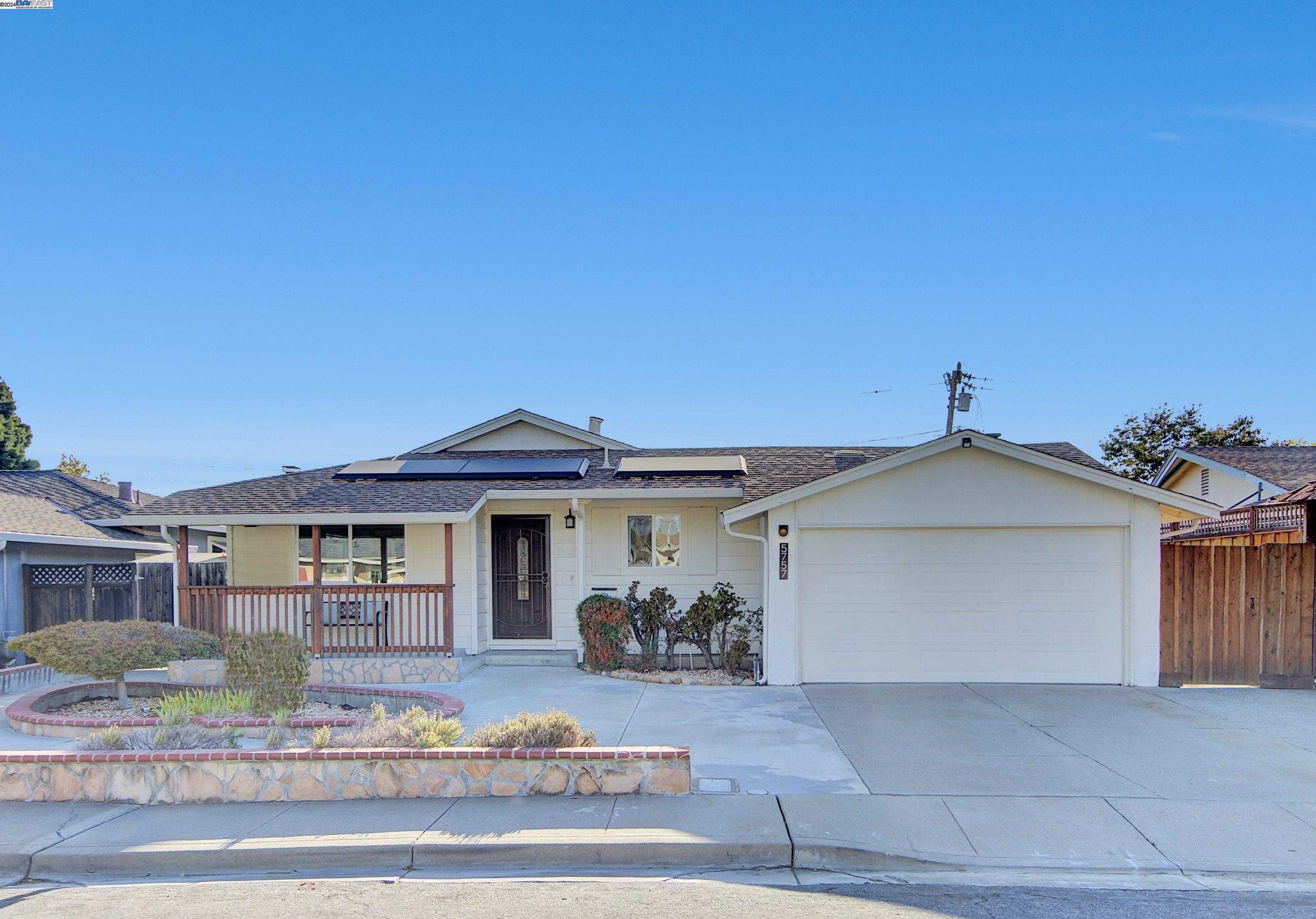 Neighborhood Neighborhood-18