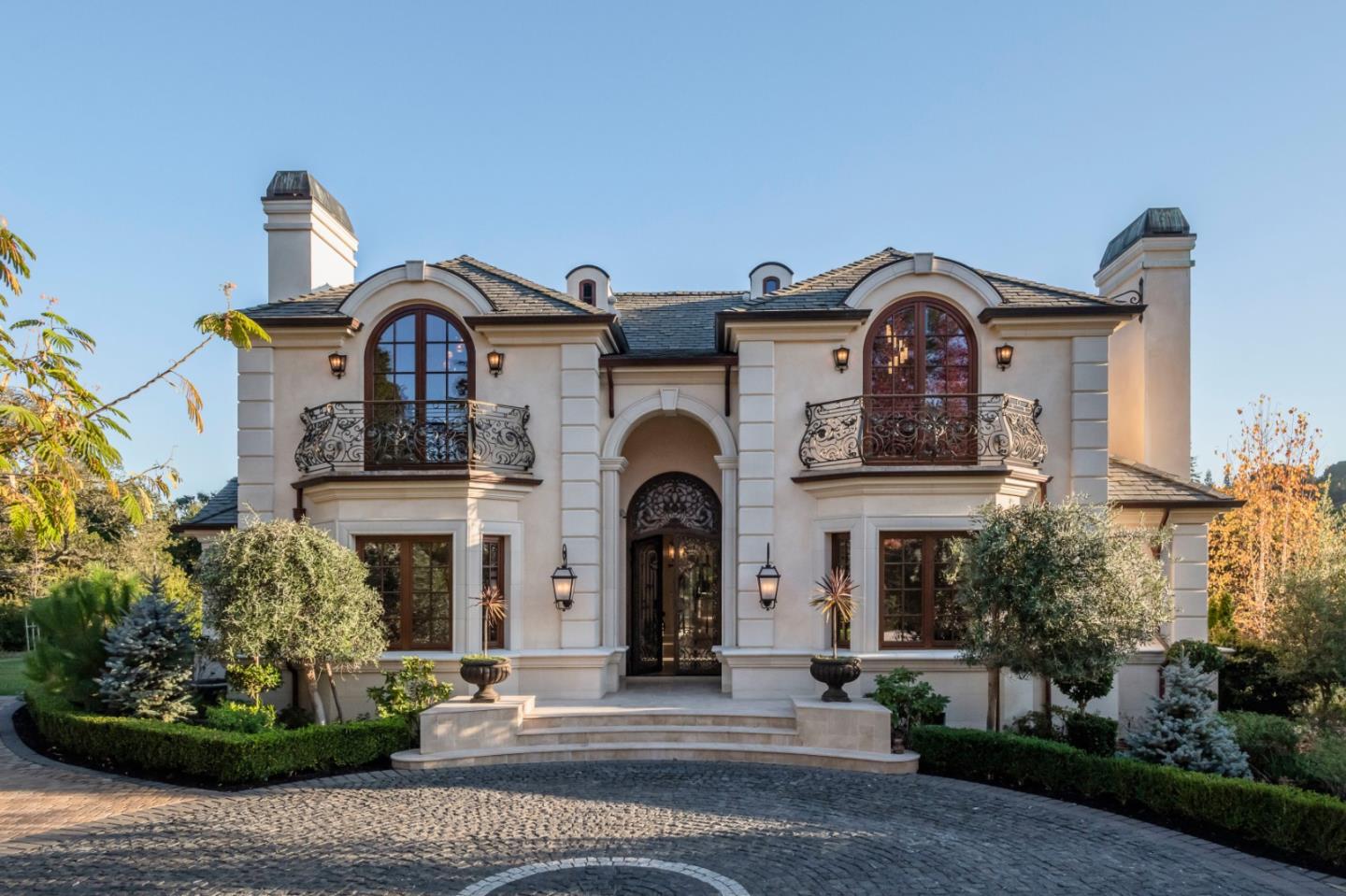 Neighborhood Neighborhood-1