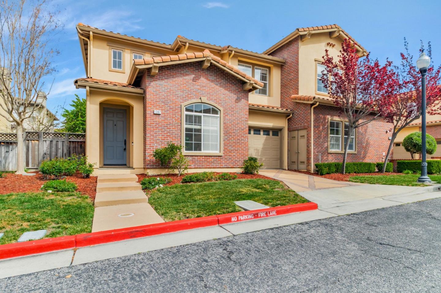 Neighborhood Neighborhood-45