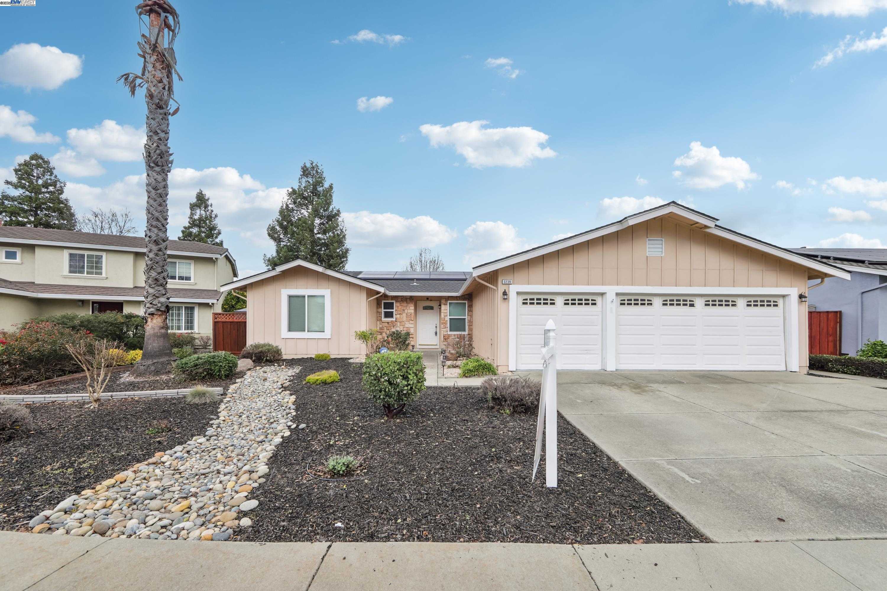 Neighborhood Neighborhood-6