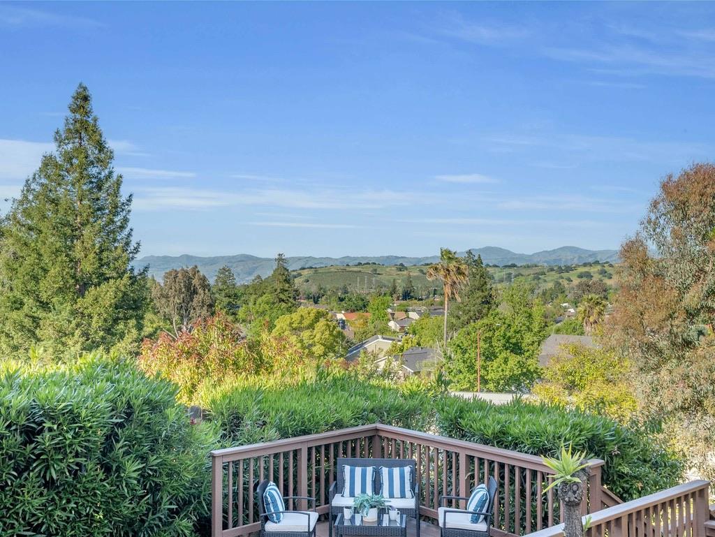 Neighborhood Neighborhood-12