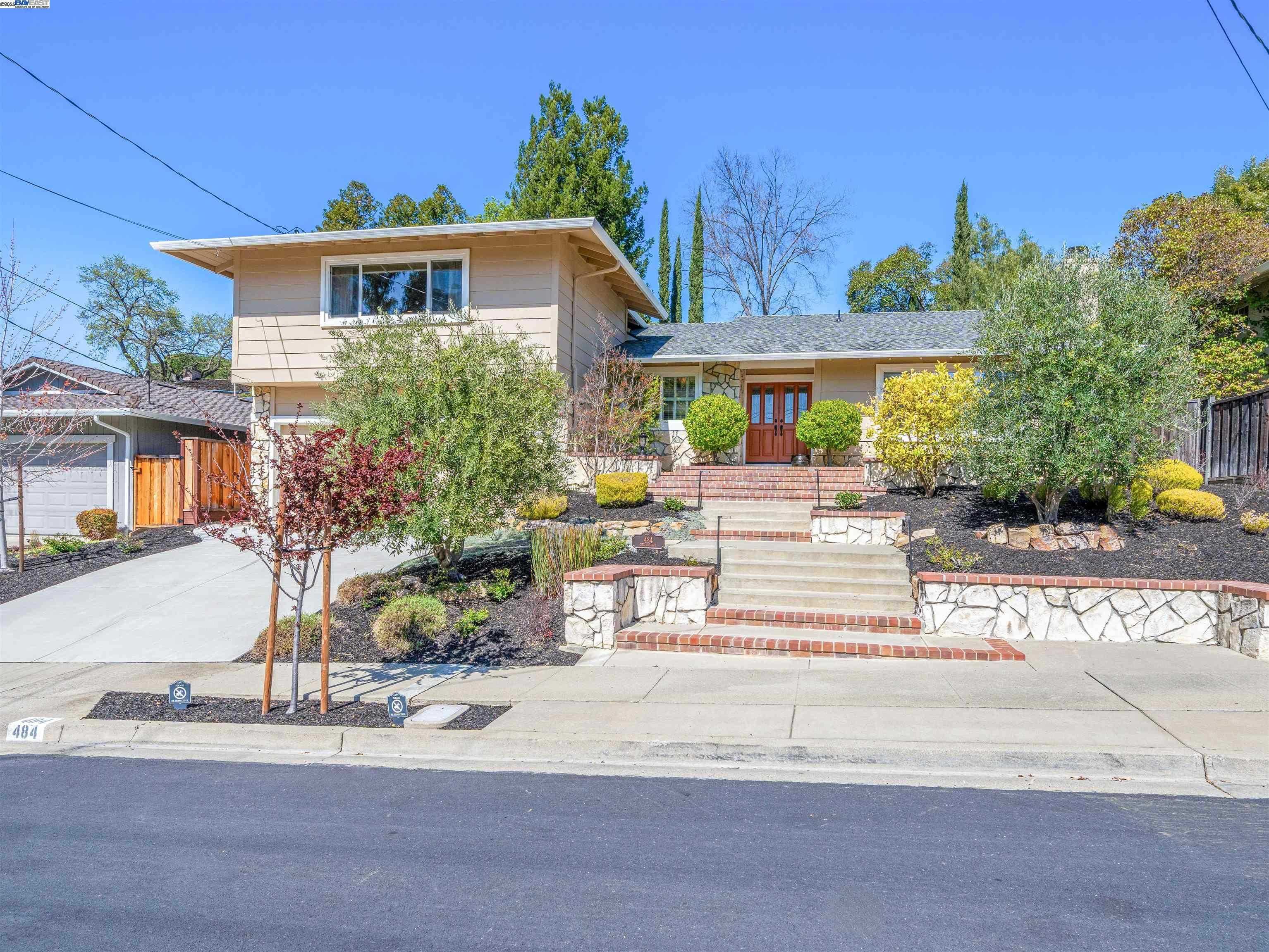 Neighborhood Neighborhood-18