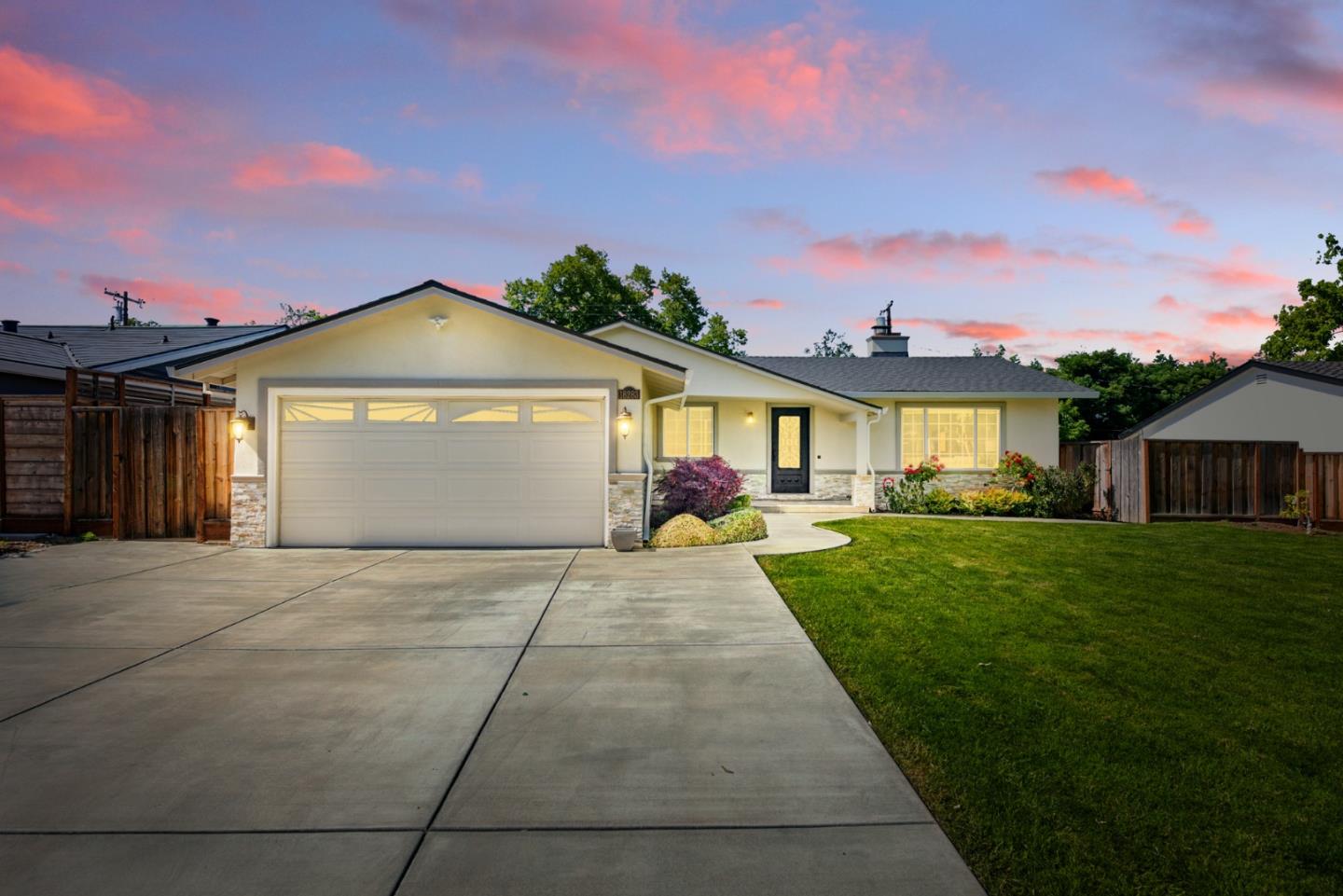 Neighborhood Neighborhood-7