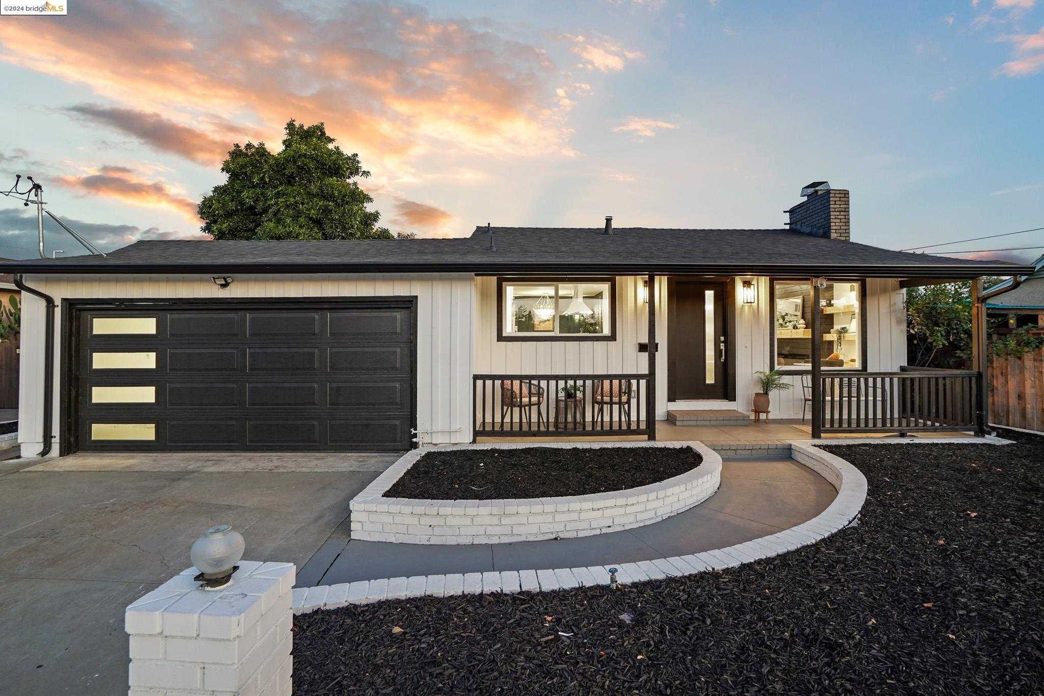 Neighborhood Neighborhood-4