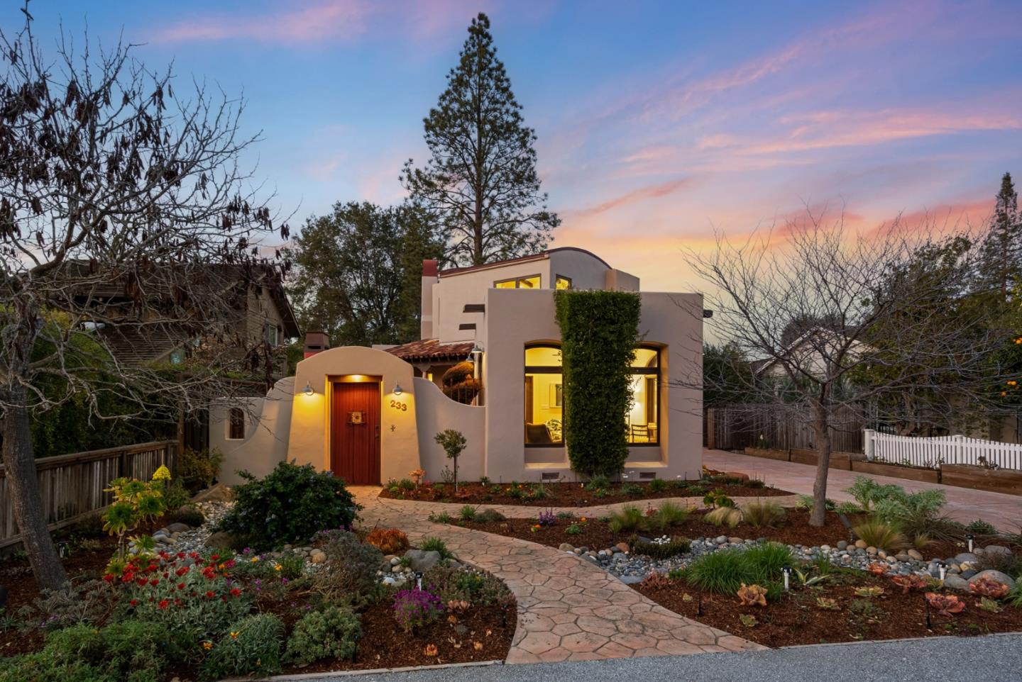 Neighborhood Neighborhood-3