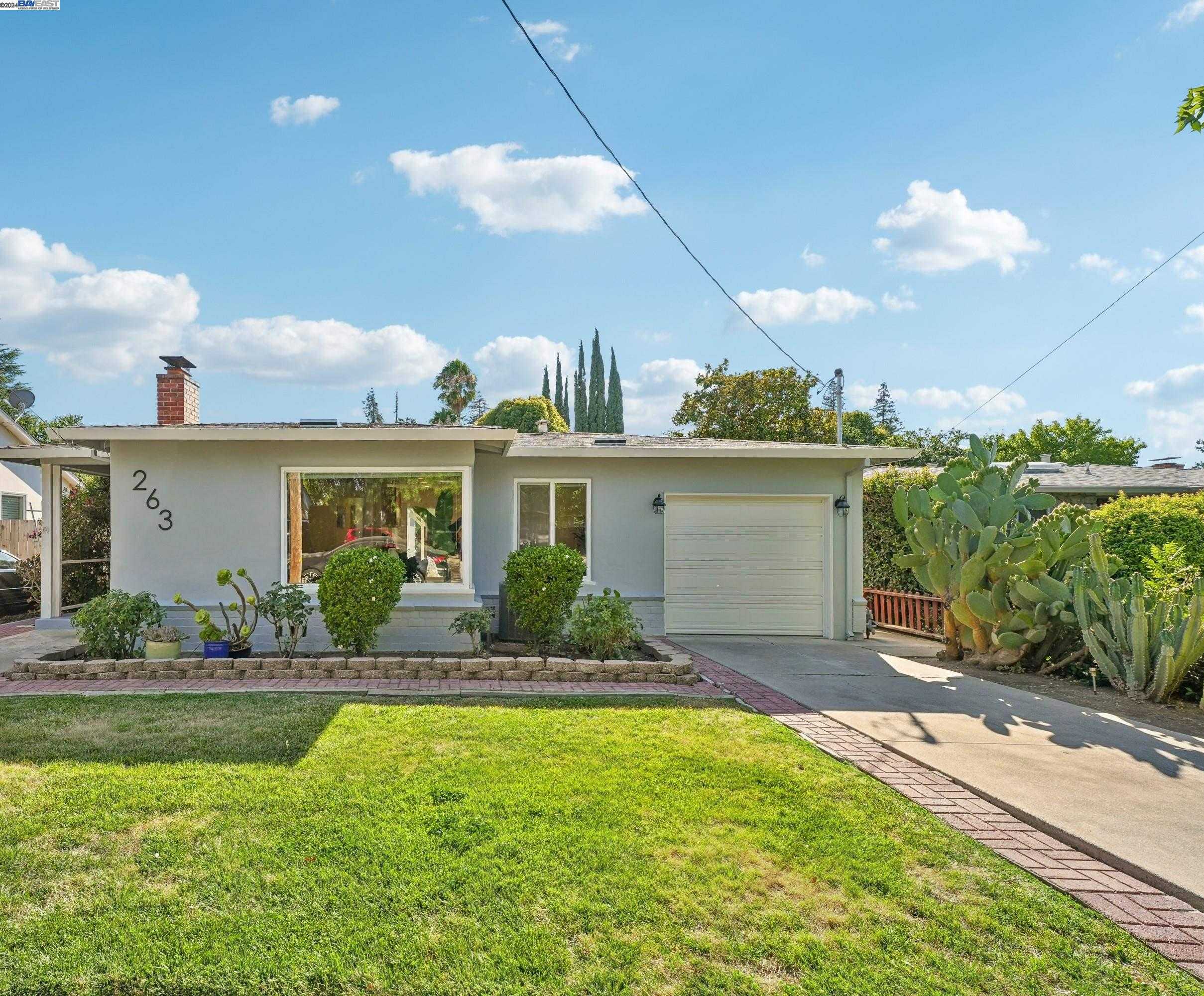 Neighborhood Neighborhood-4