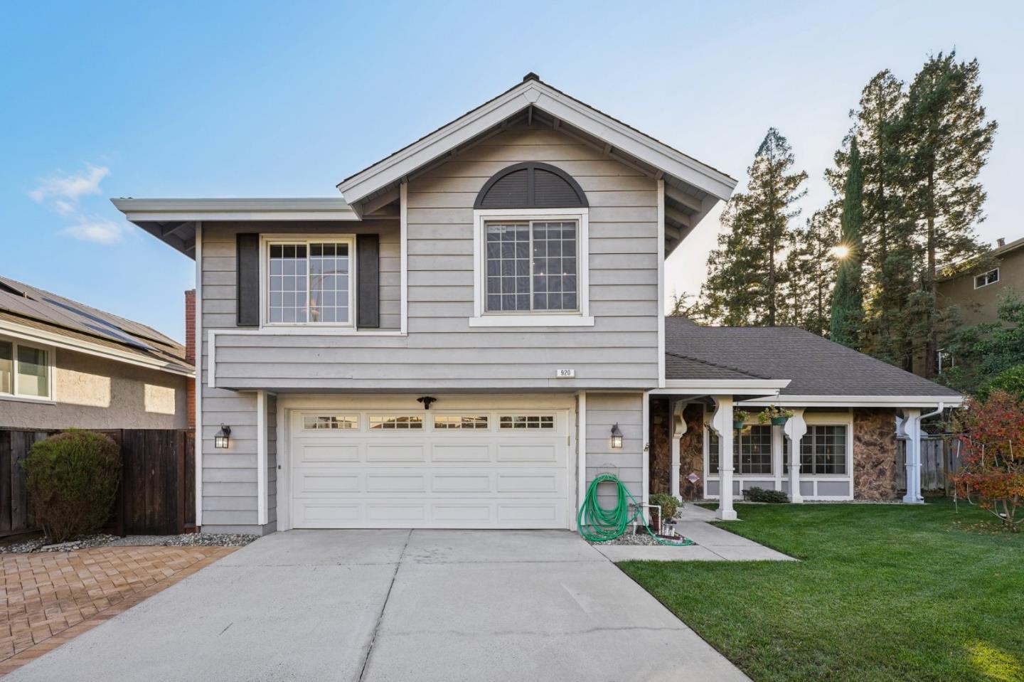 Neighborhood Neighborhood-11