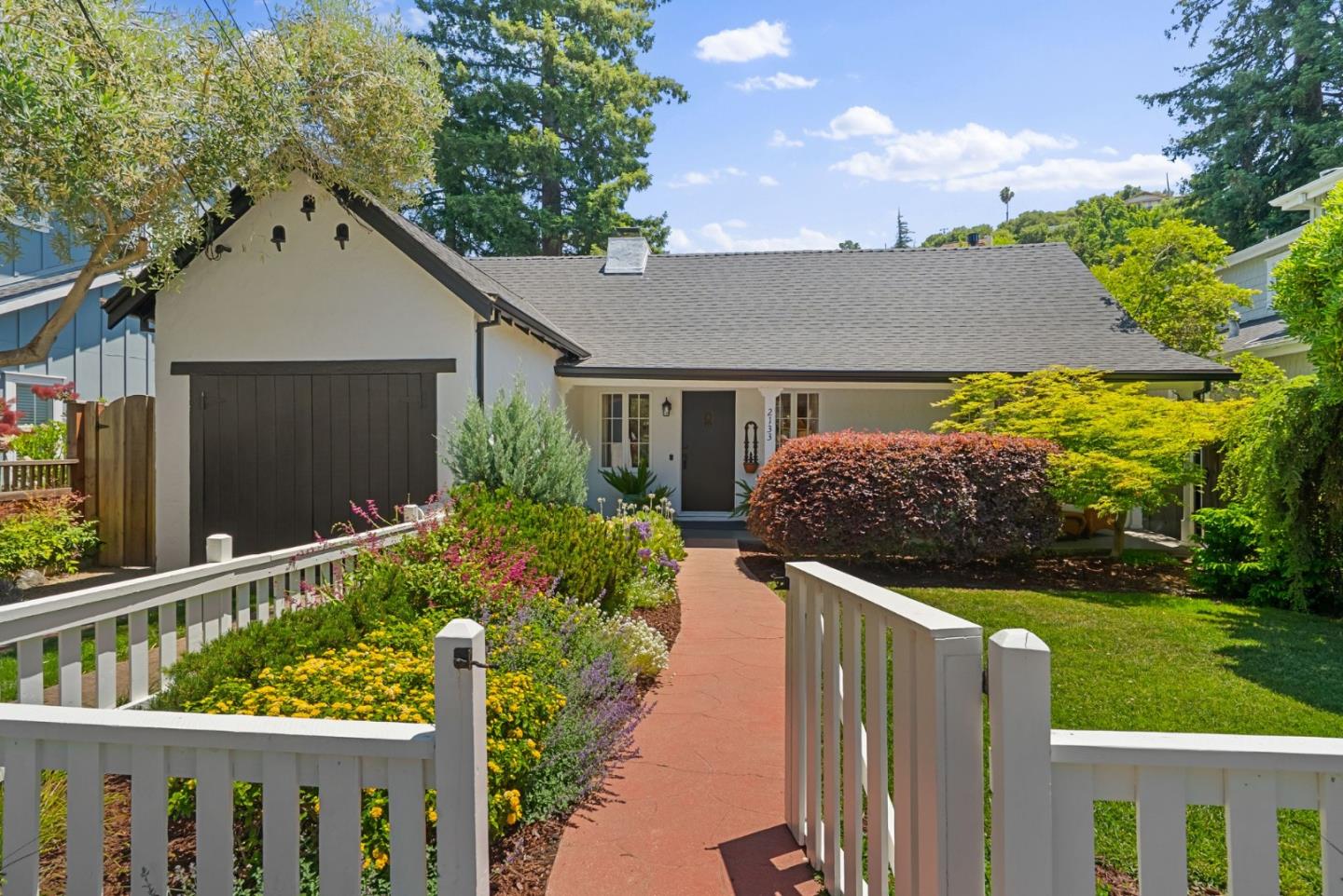 Neighborhood Neighborhood-21