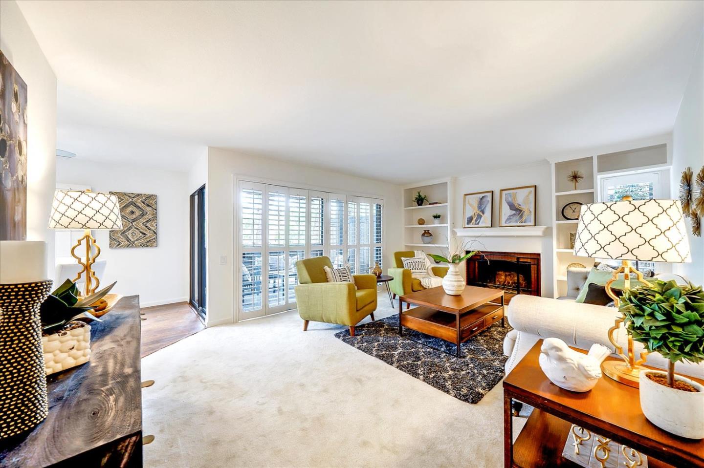 Neighborhood Neighborhood-102